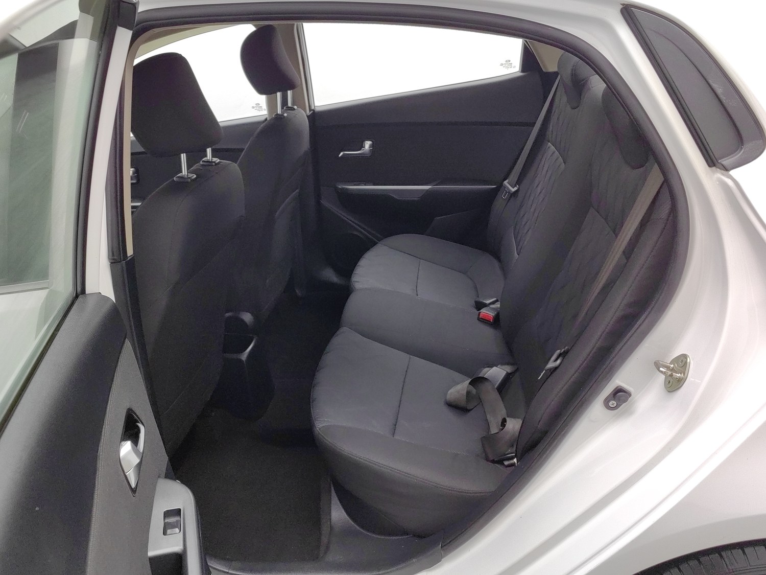 Used Kia K2 2015 1.4 MT