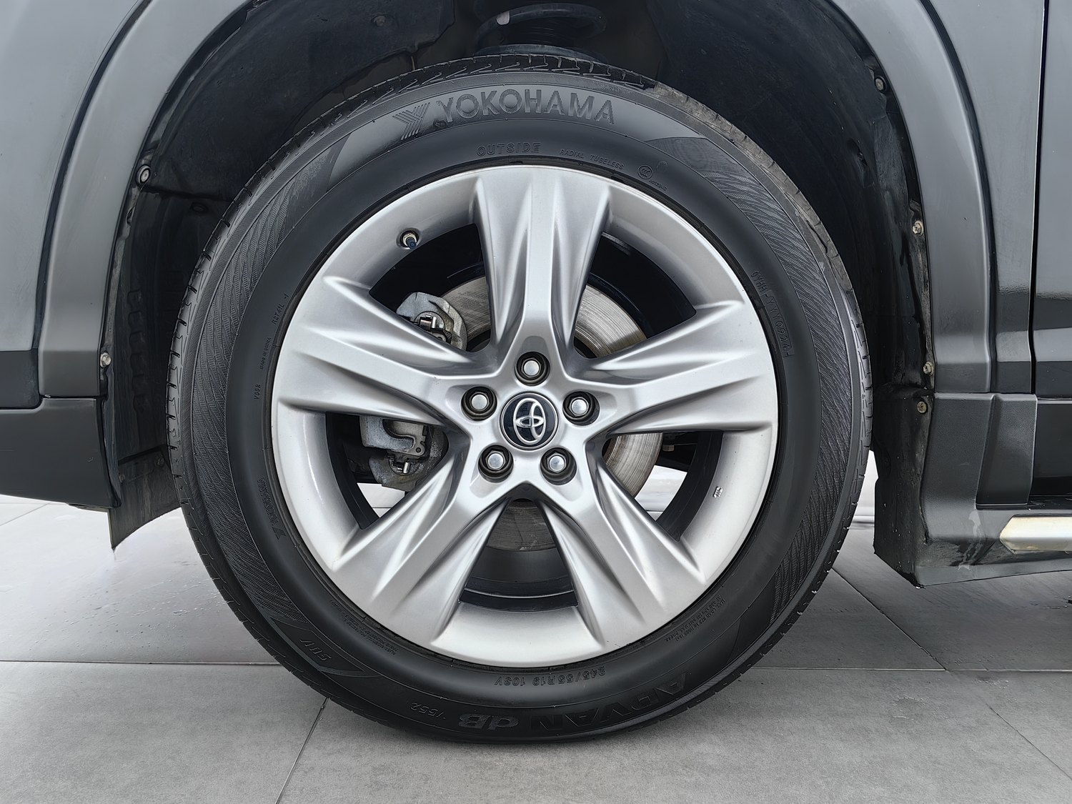 Used Toyota Highlander 2018 2.0 AT