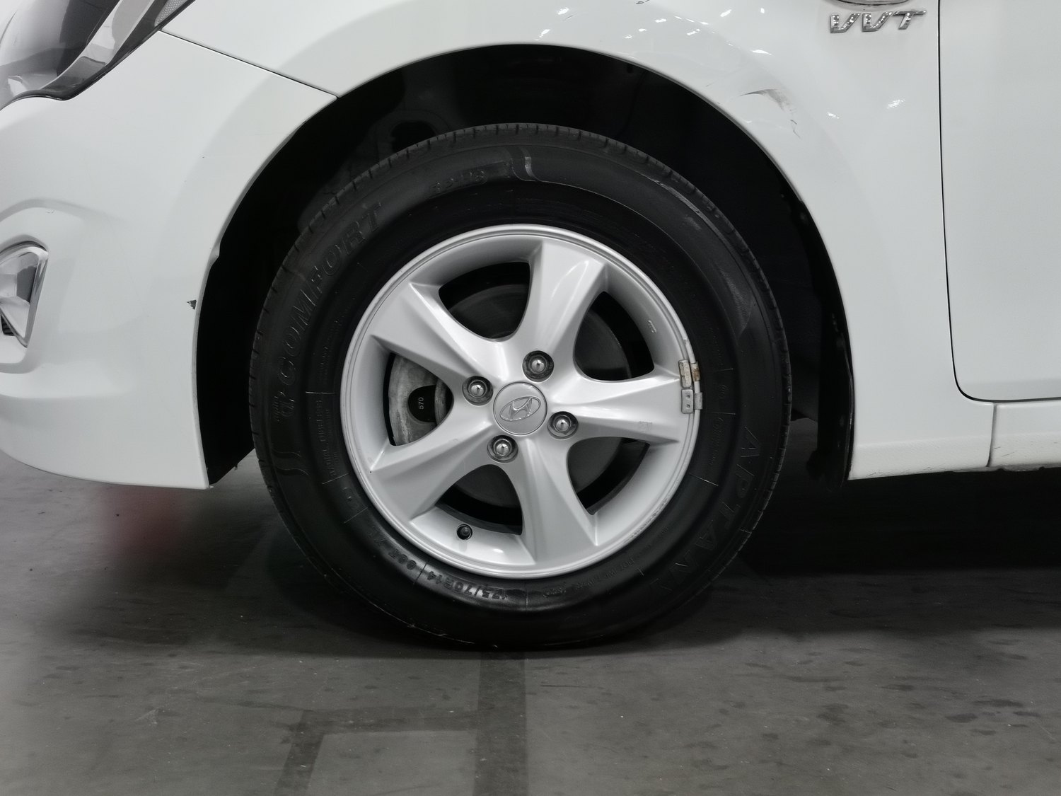Used Hyundai Reina 2016 1.4 MT