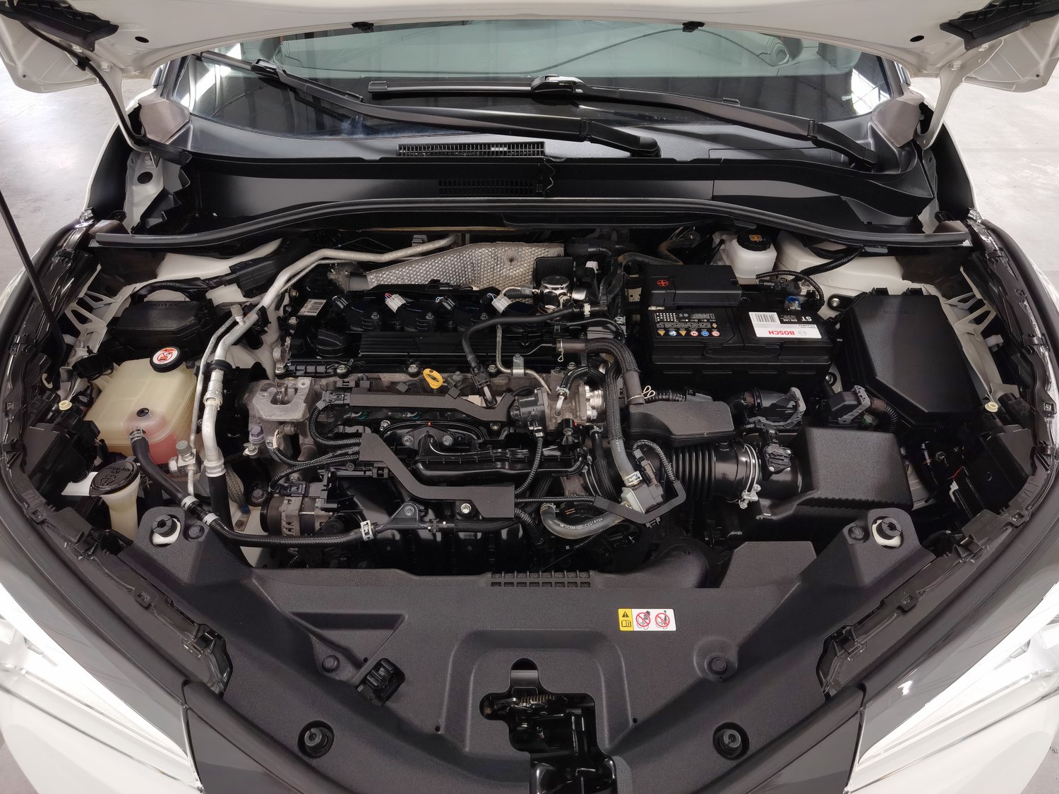 Used Toyota C-HR 2018 2.0 AT