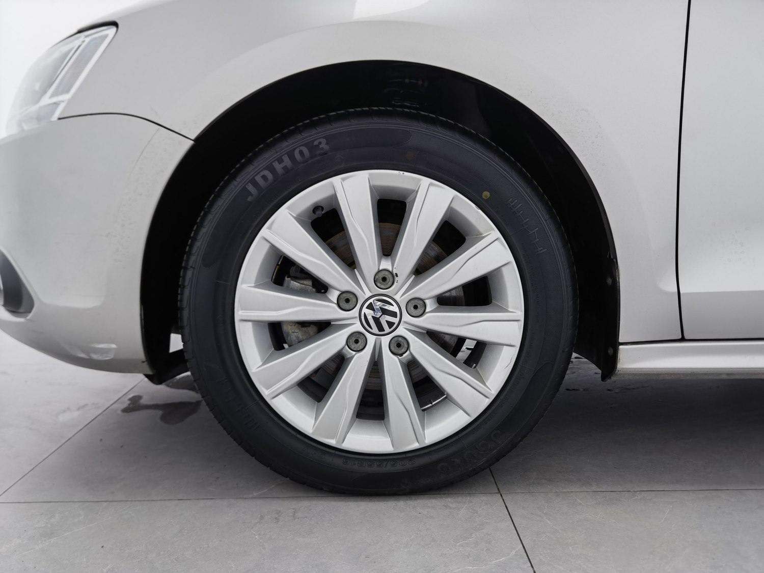 Used Volkswagen Sagitar 2014 1.6 AT