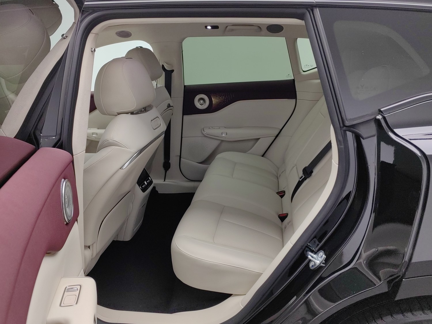 Used Voyah Zhiyin 2025