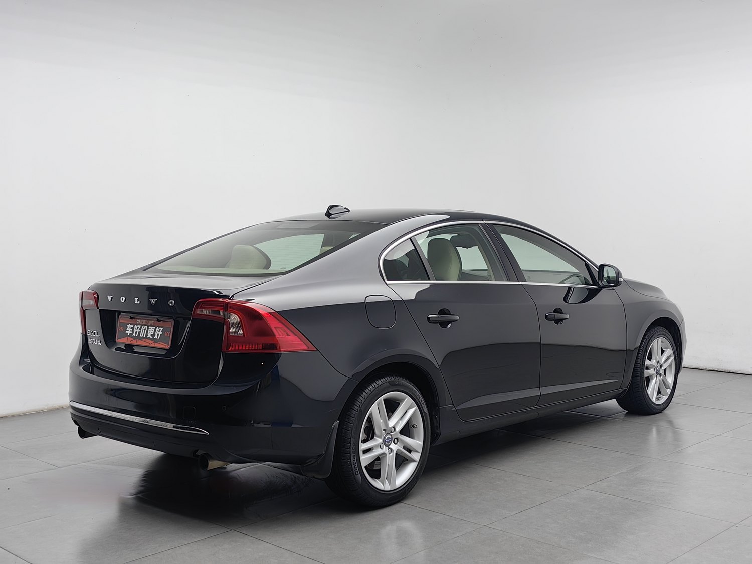Used Volvo S60 2014 2.0 AT