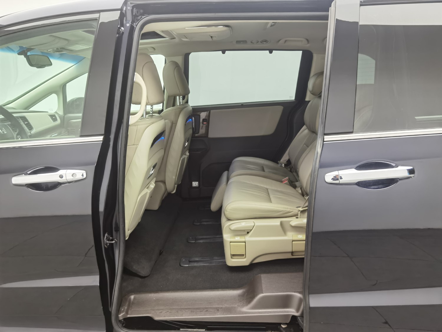 Used Honda Odyssey 2015 2.4 AT