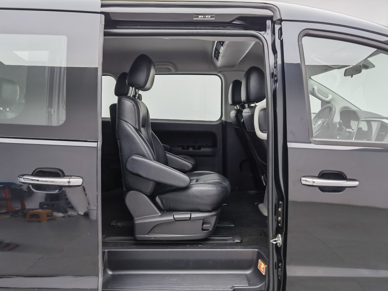 Used JAC Refine M4 2016 2.0 MT