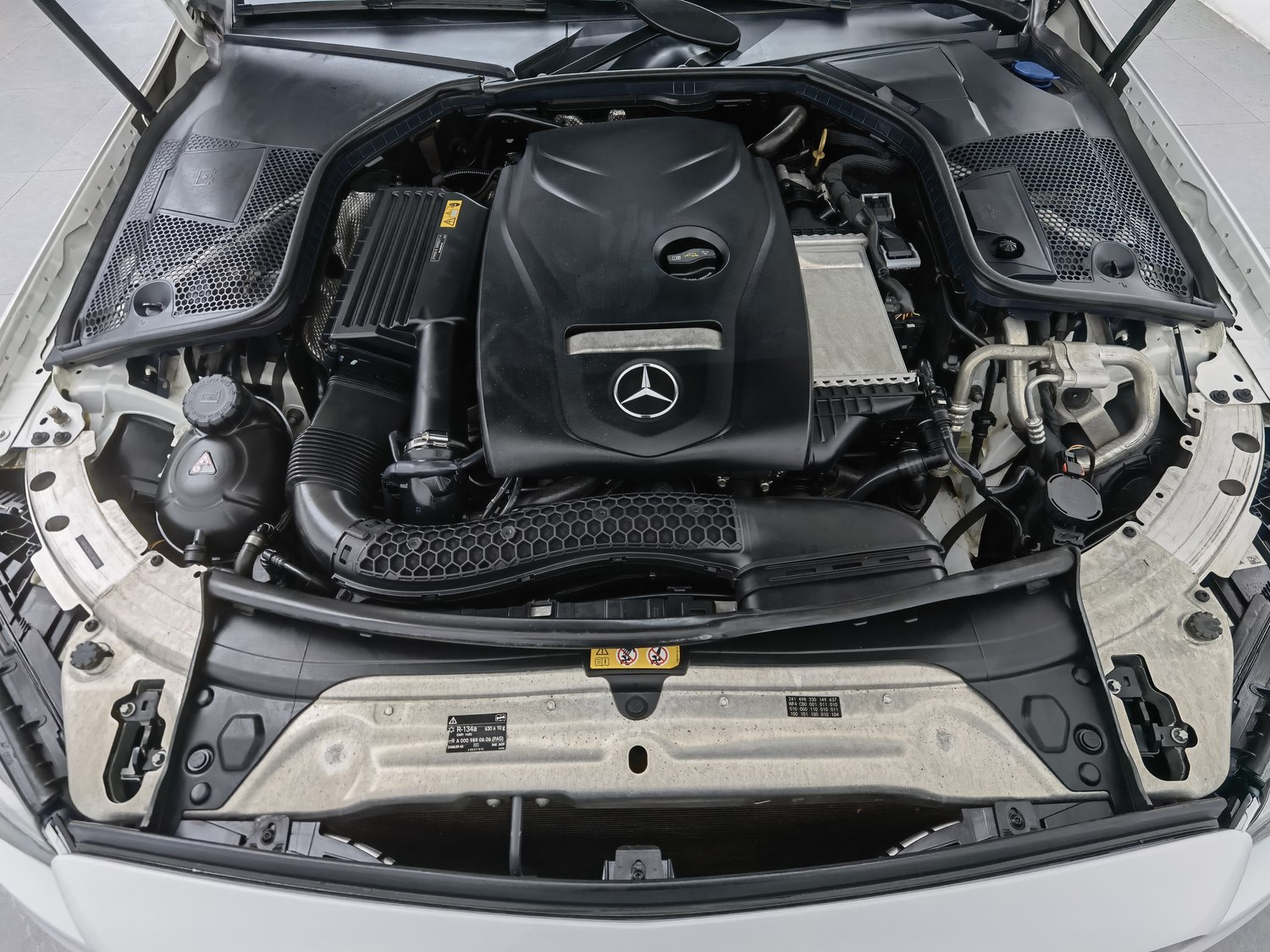 Used Mercedes-Benz C-Class 2018 2.0 AT
