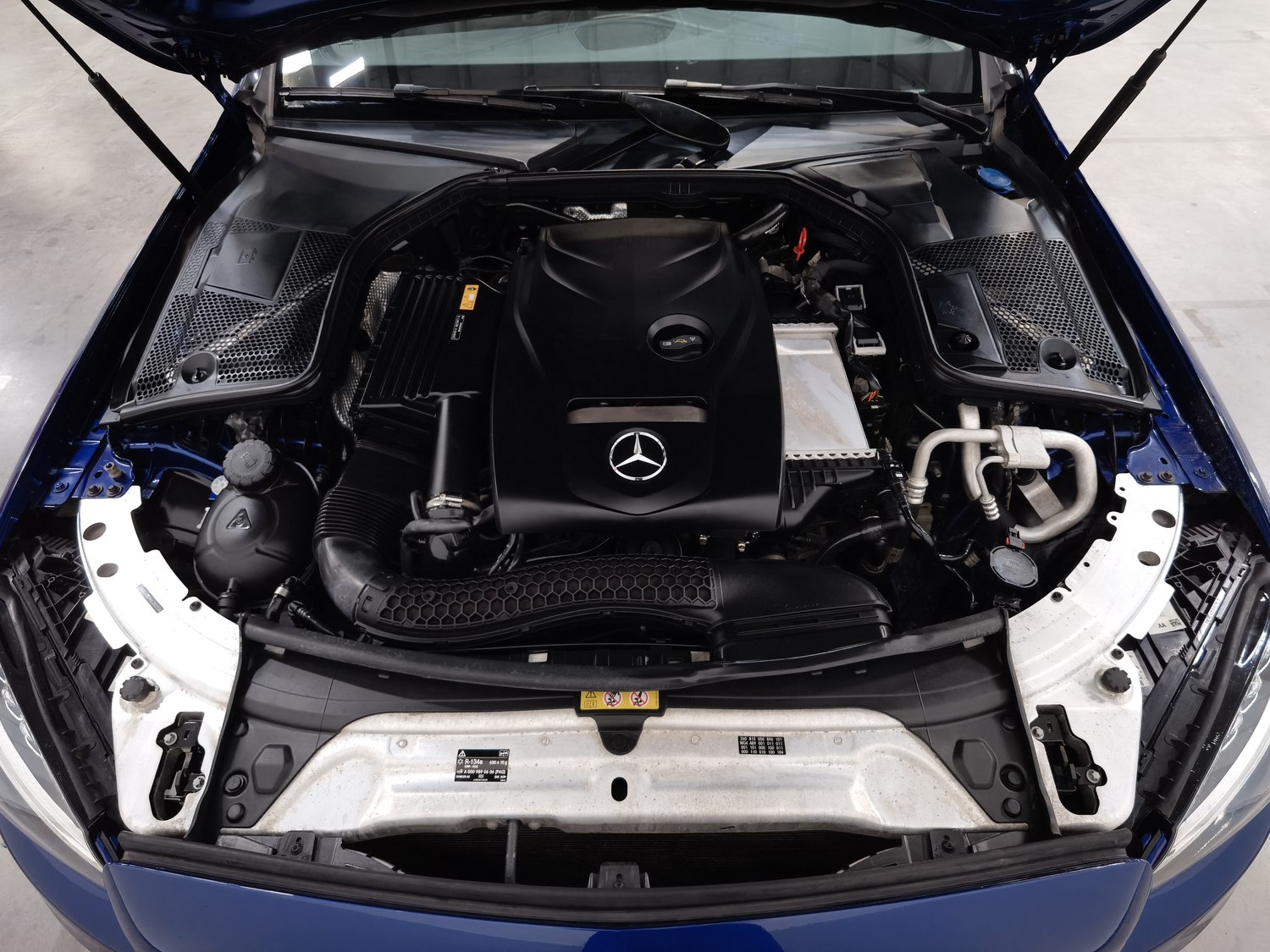 Used Mercedes-Benz C-Class 2017 1.6 AT
