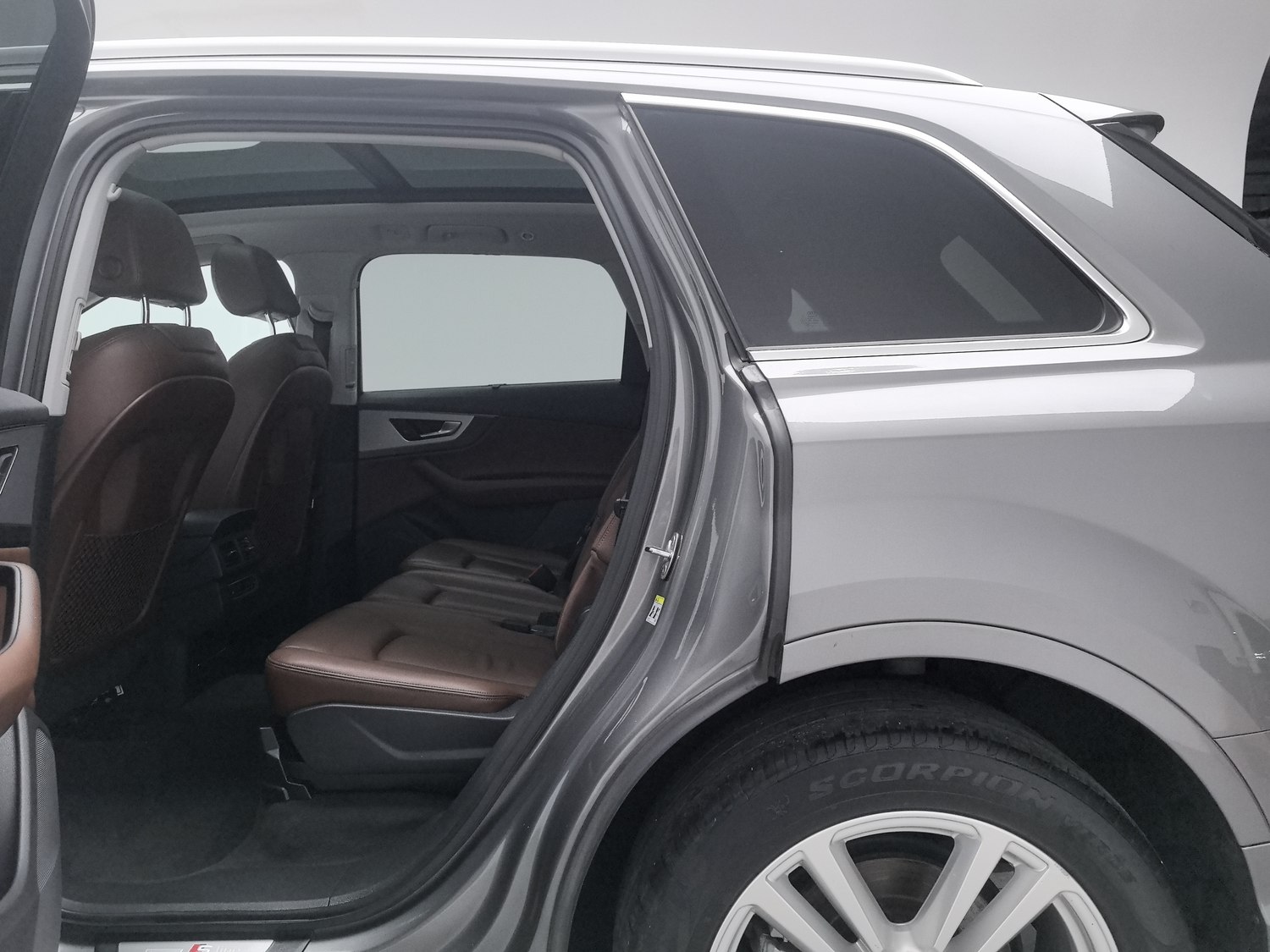 Used Audi Q7 (Imported) 2016 2.0 AT