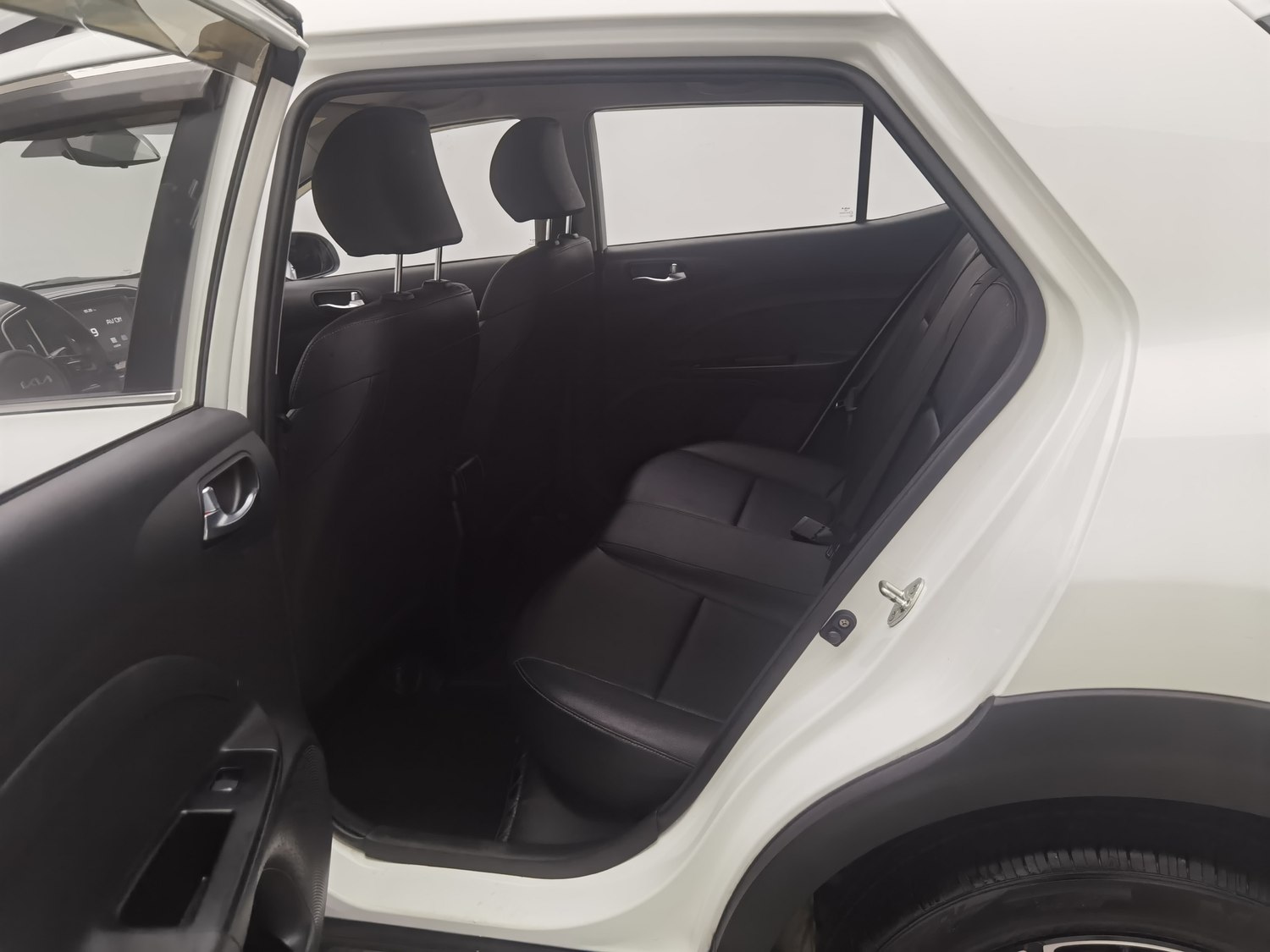 Used Kia KX1 2021 1.4 AT