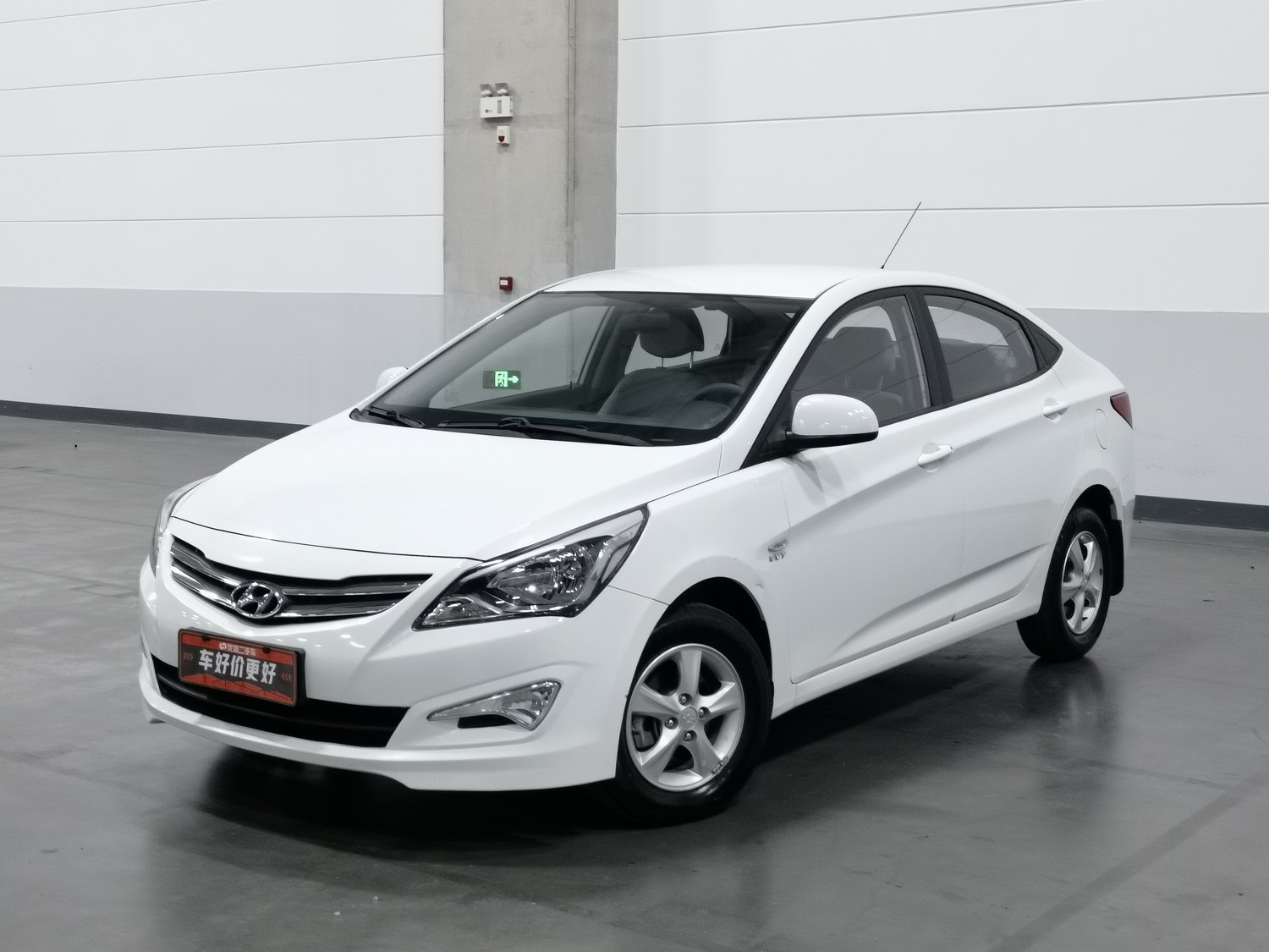 Used Hyundai Reina 2016 1.4 MT