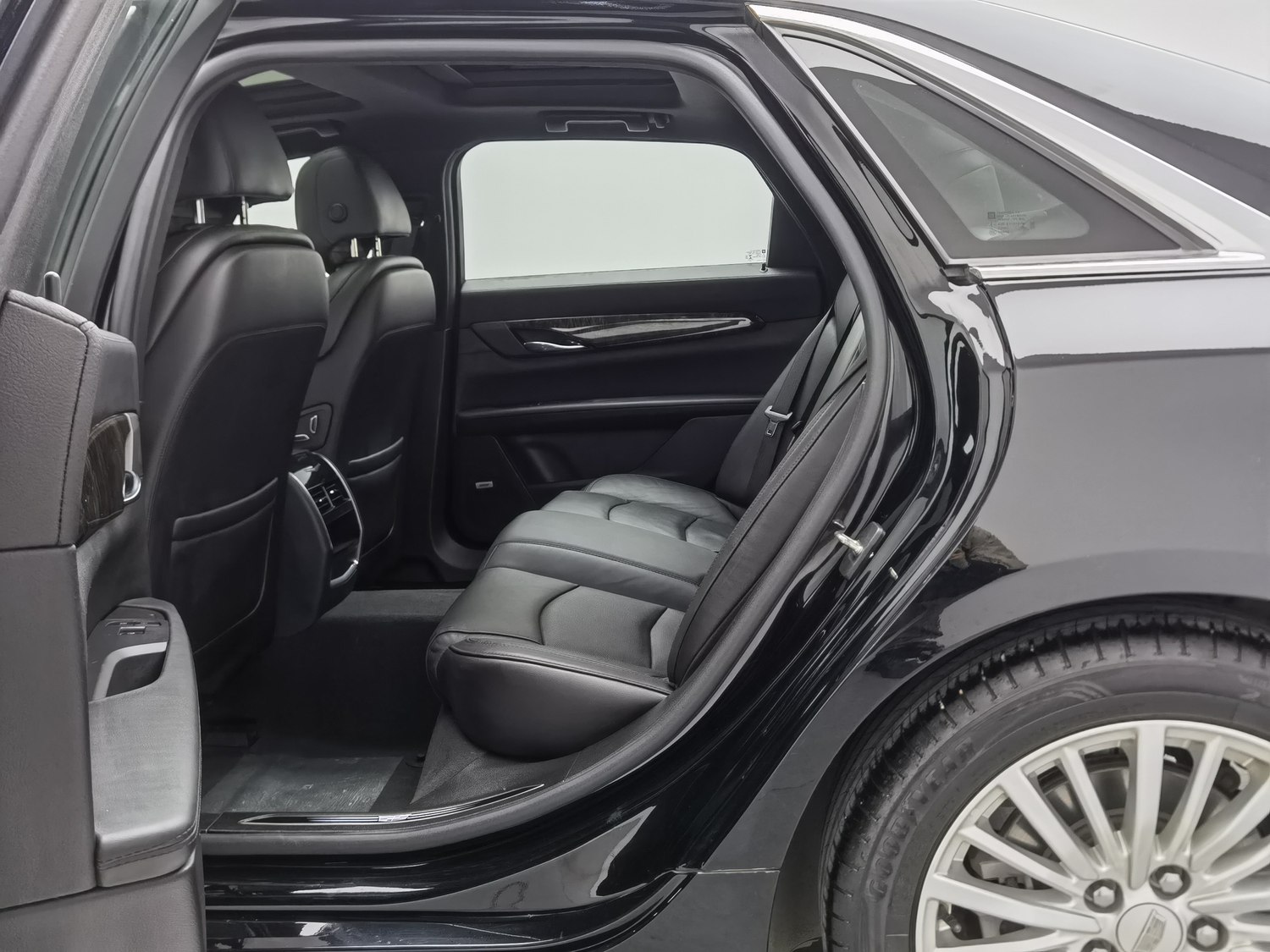 Used Cadillac CT6 2022 2.0 AT