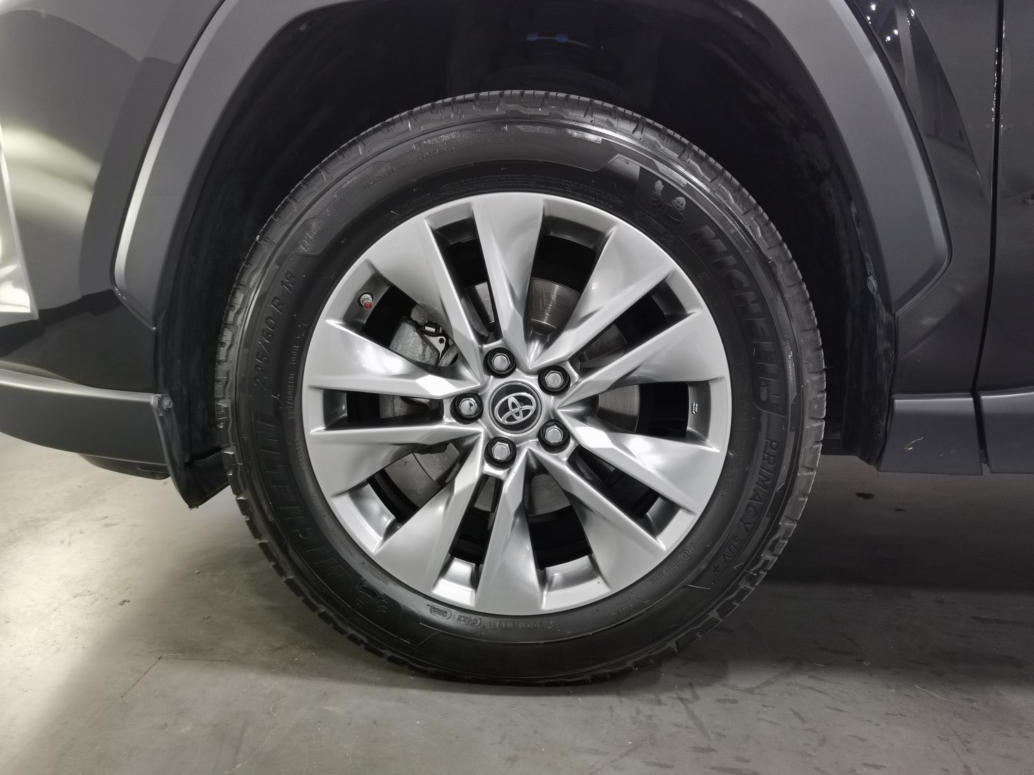 Used Toyota Wildlander 2021 2.0 AT