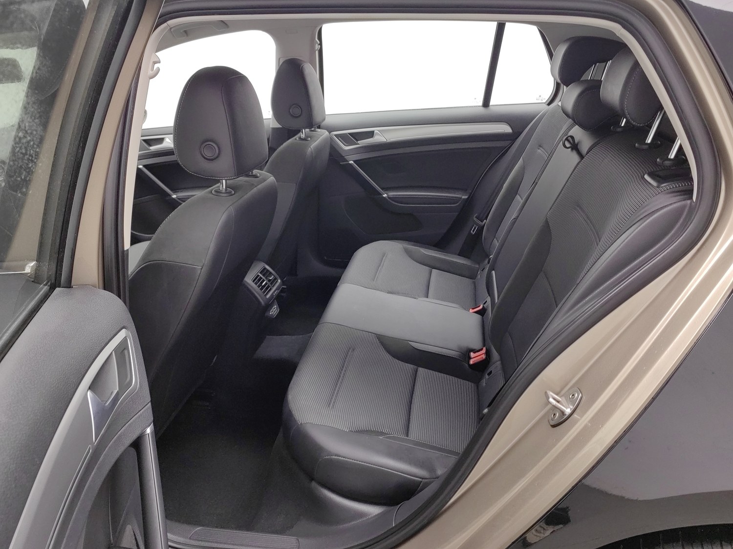Used Volkswagen Golf 2019 1.4 AT