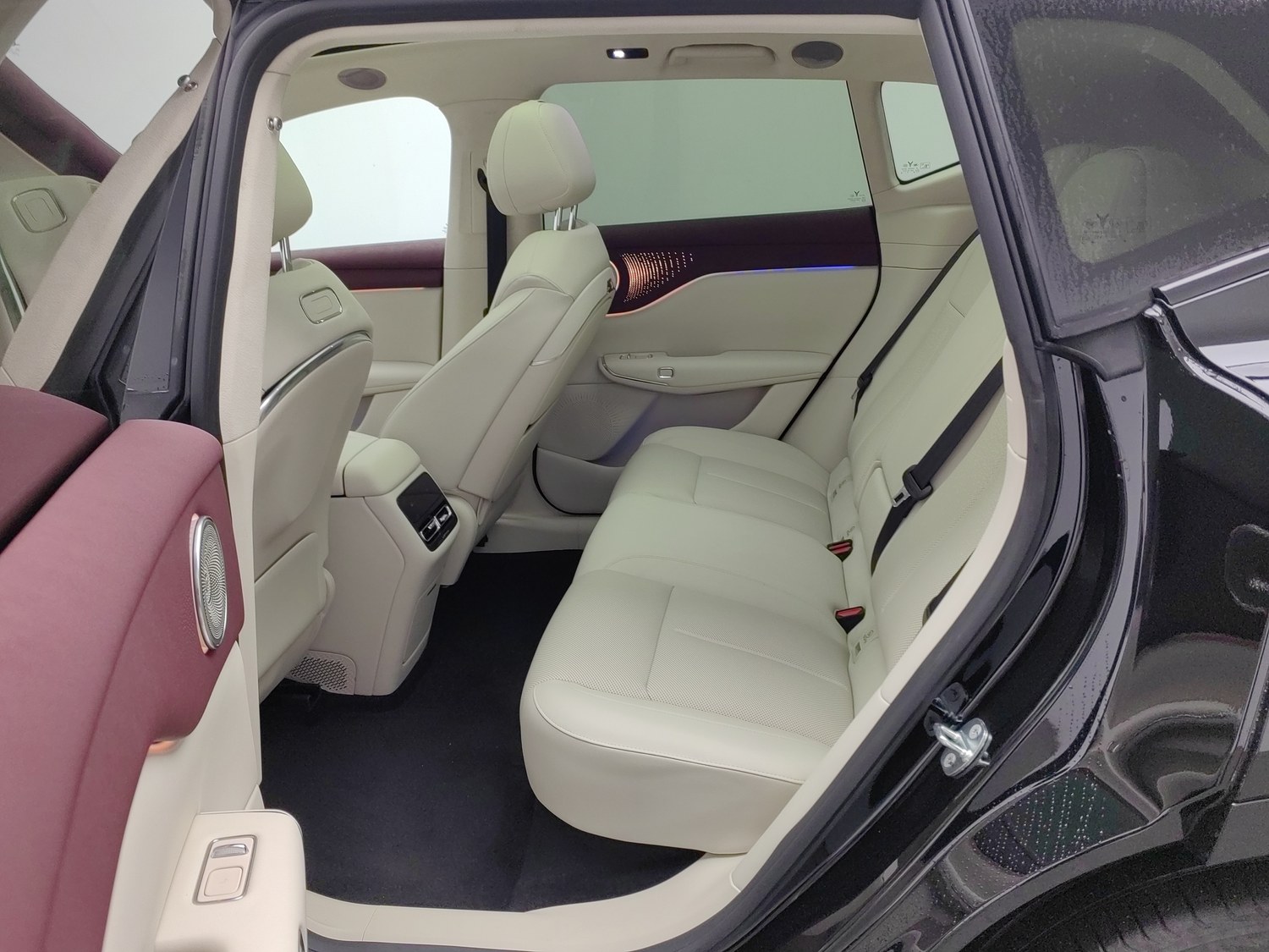 Used Voyah Zhiyin 2025