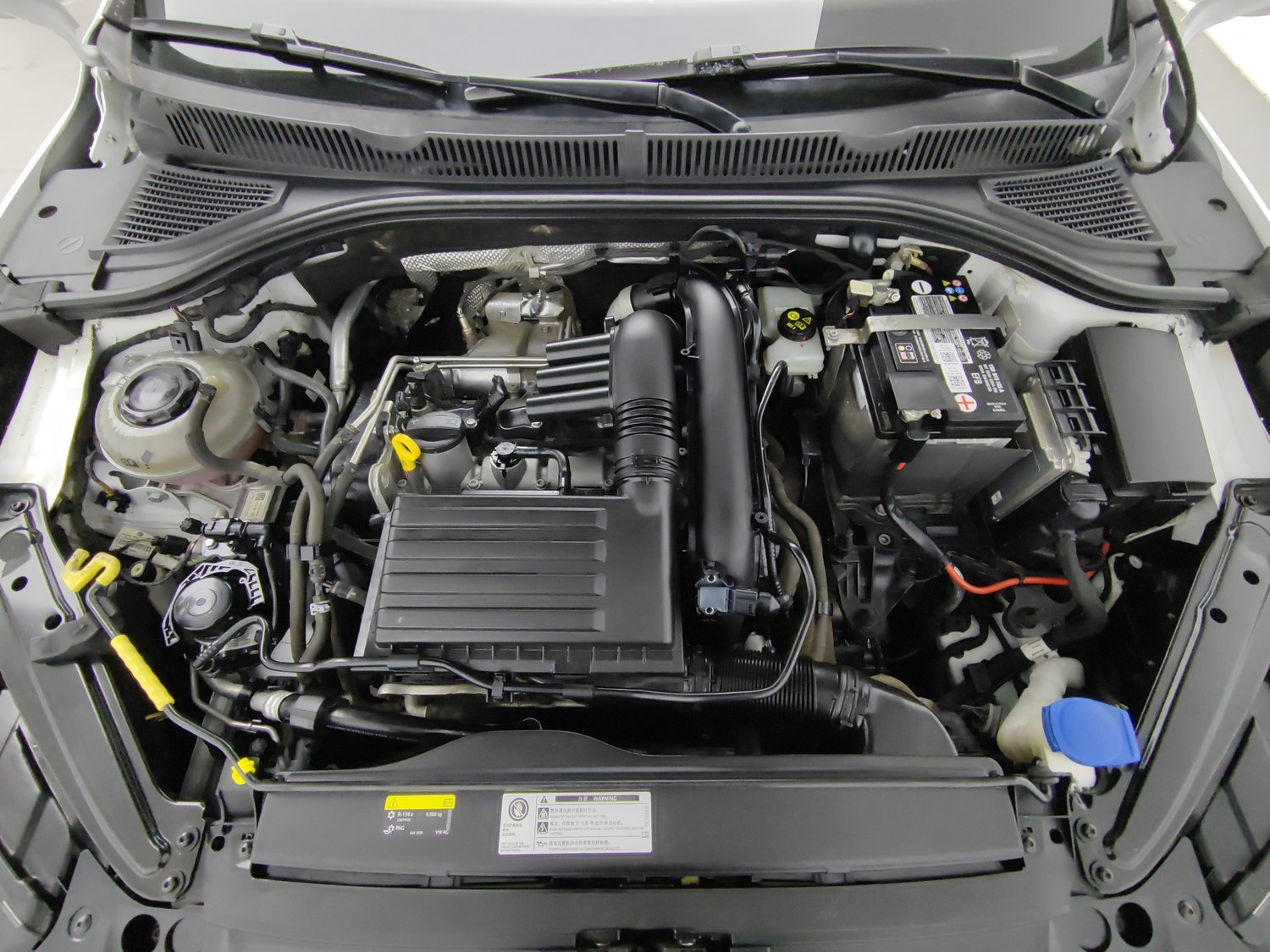 Used Volkswagen Sagitar 2020 1.2 AT