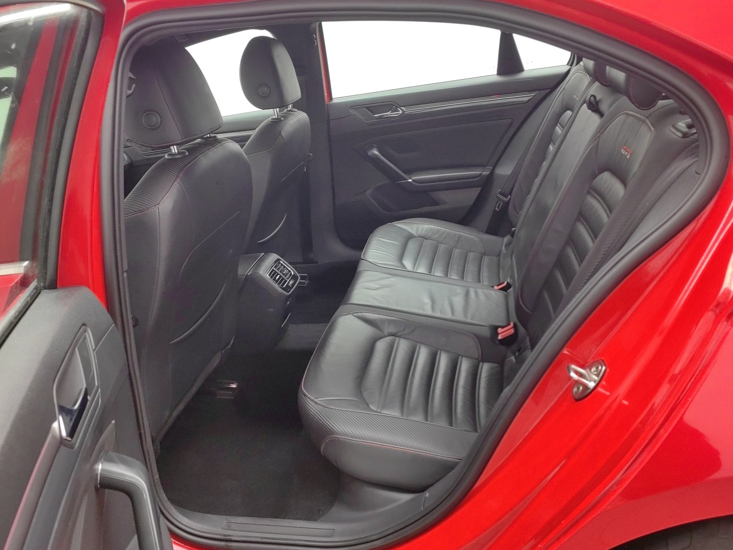 Used Volkswagen Lamando 2017 2.0 AT