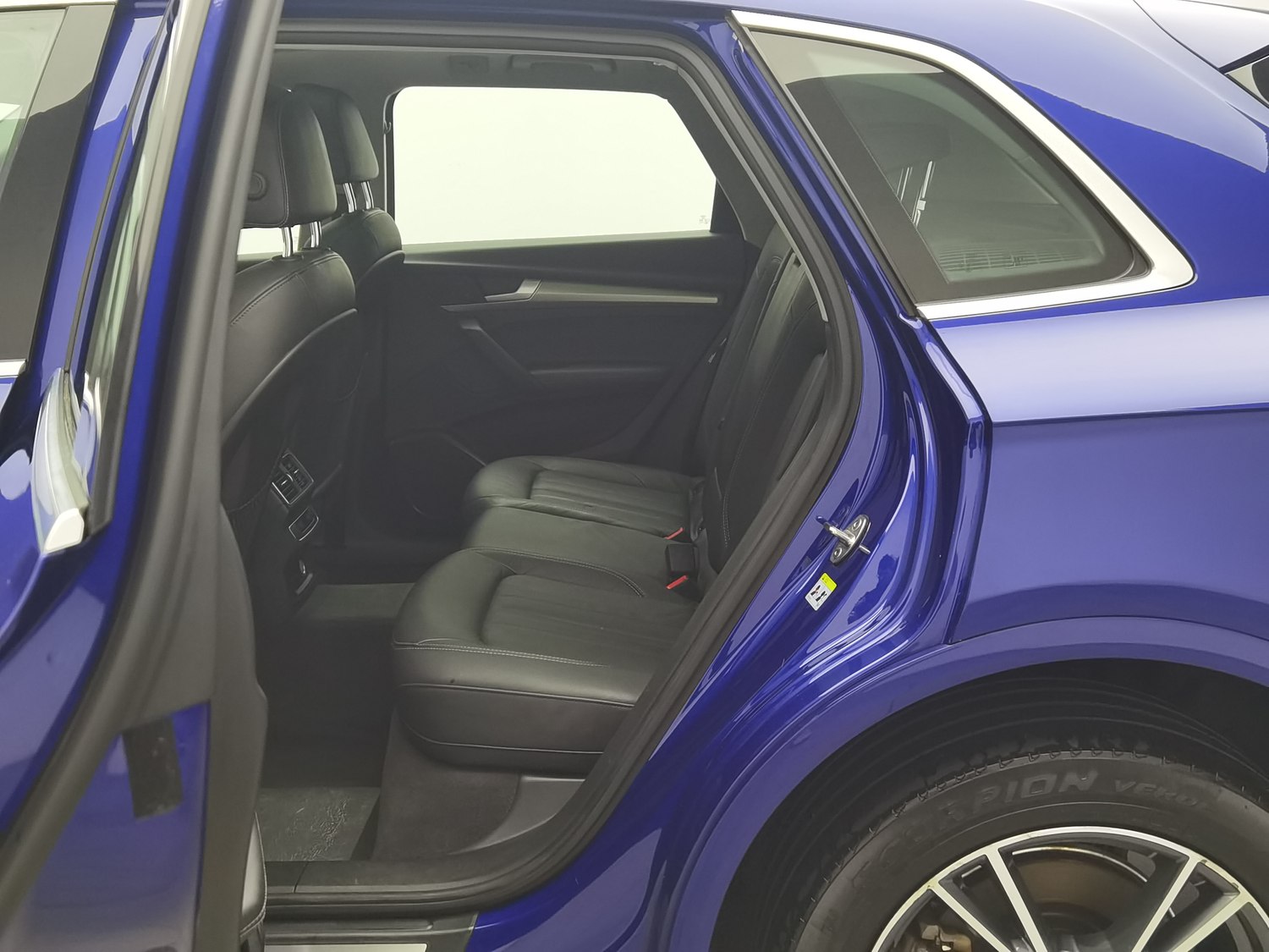 Used Audi Q5L 2020 2.0 AT