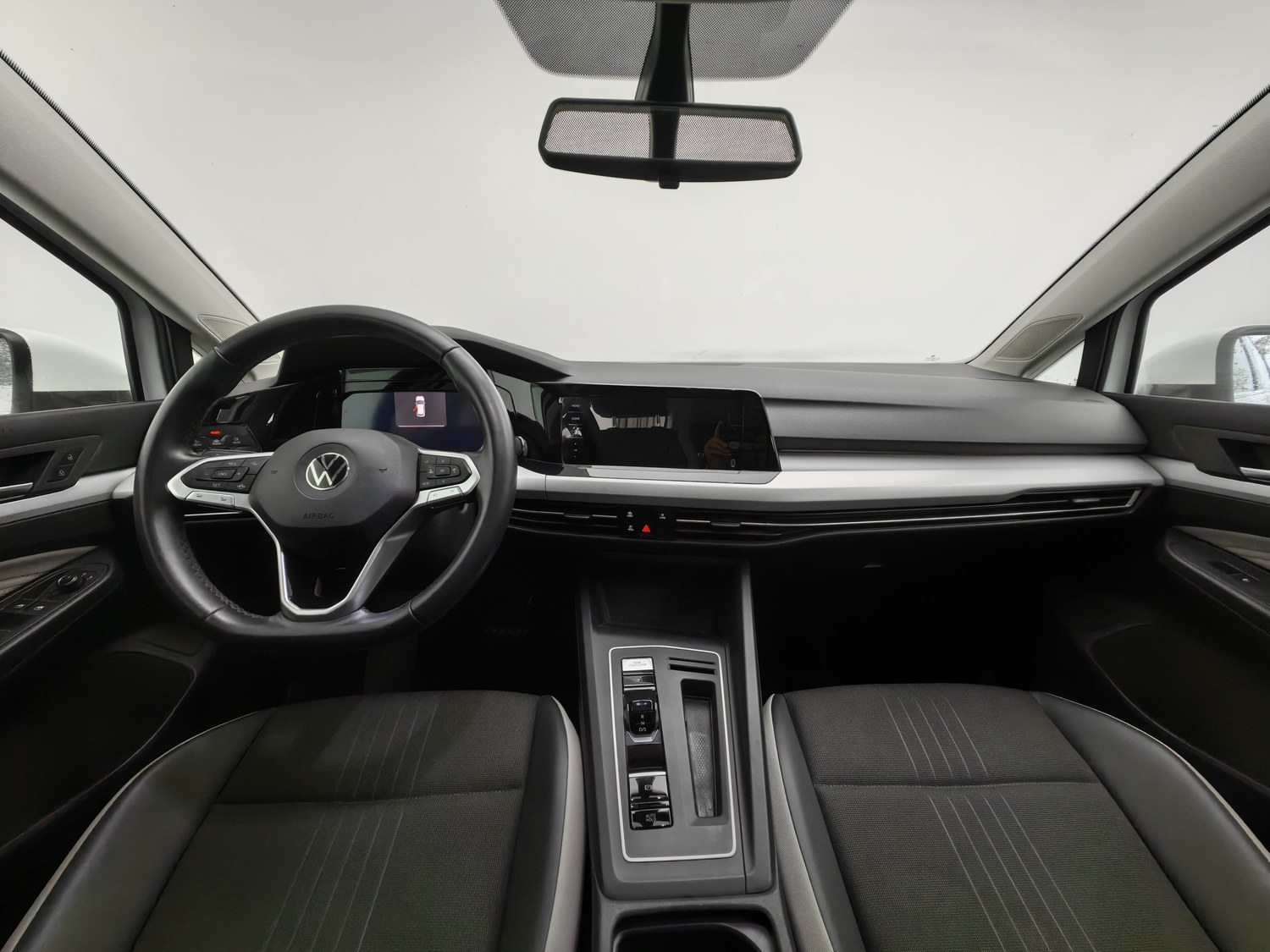 Used Volkswagen Golf 2021 1.4 AT