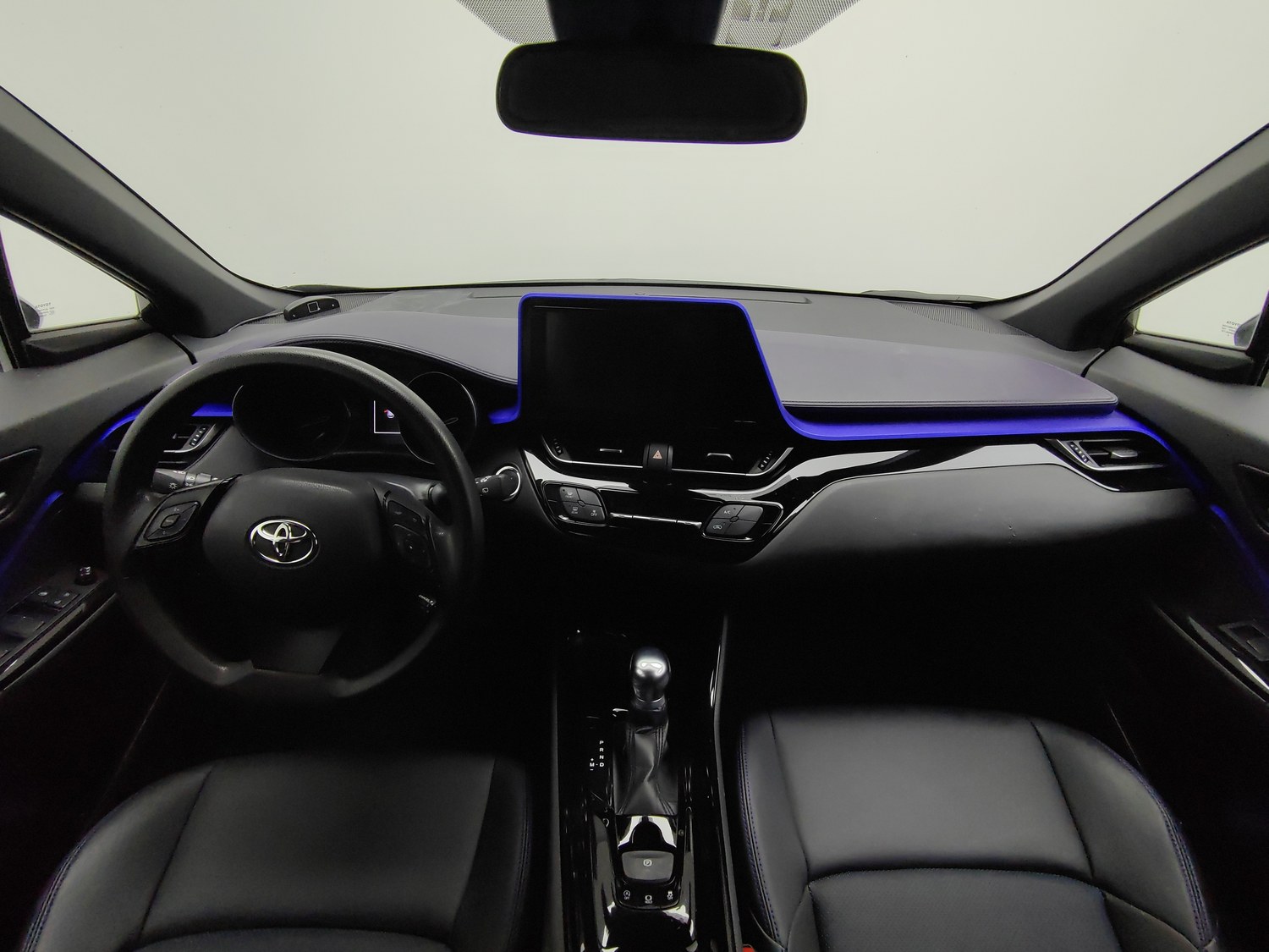 Used Toyota C-HR 2020 2.0 AT