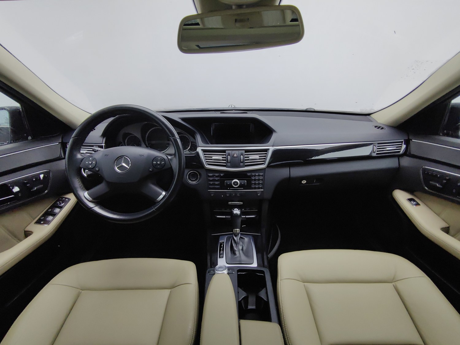 Used Mercedes-Benz E-Class 2011 1.8 AT