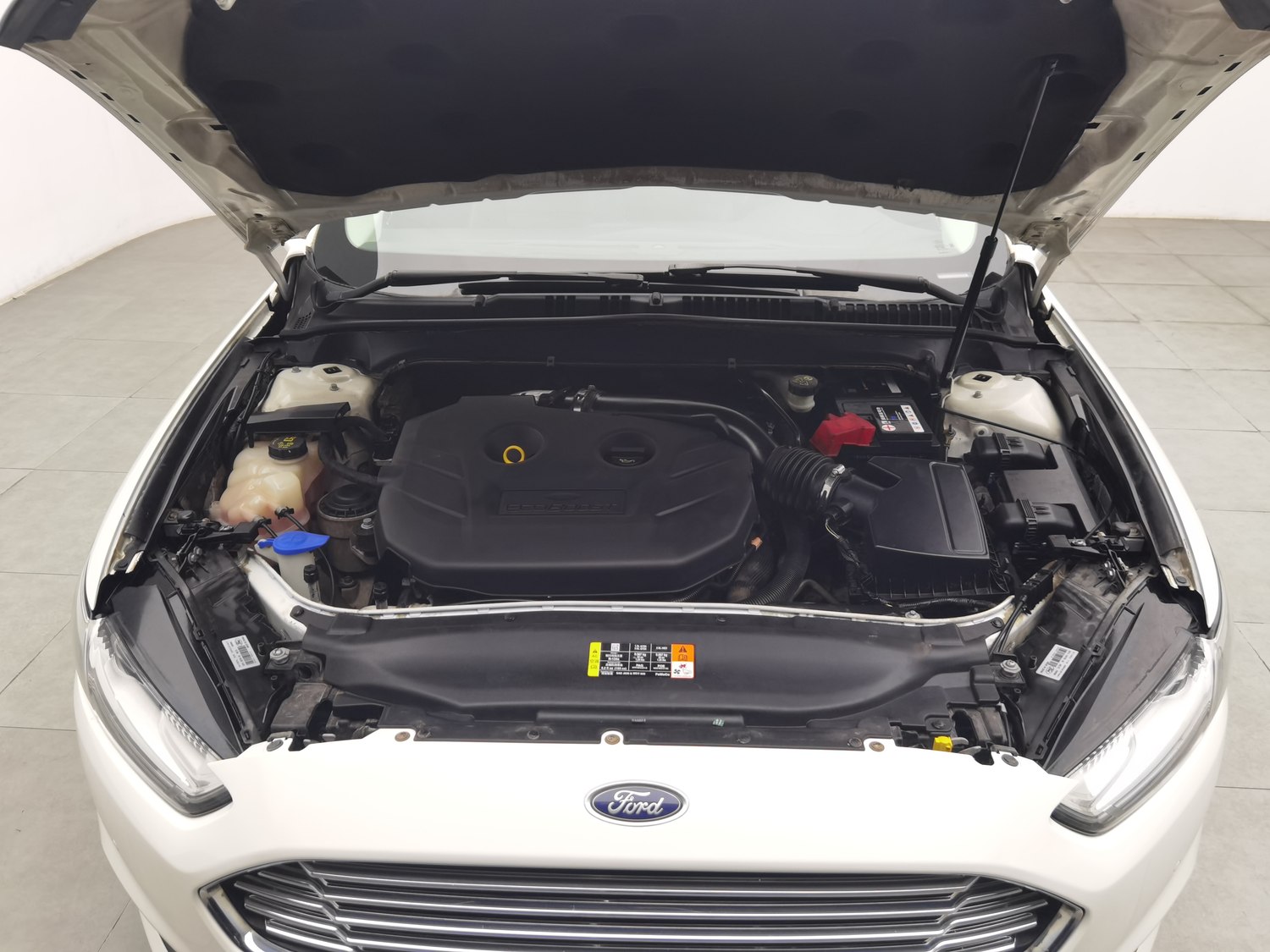 Used Ford Mondeo 2013 2.0 AT