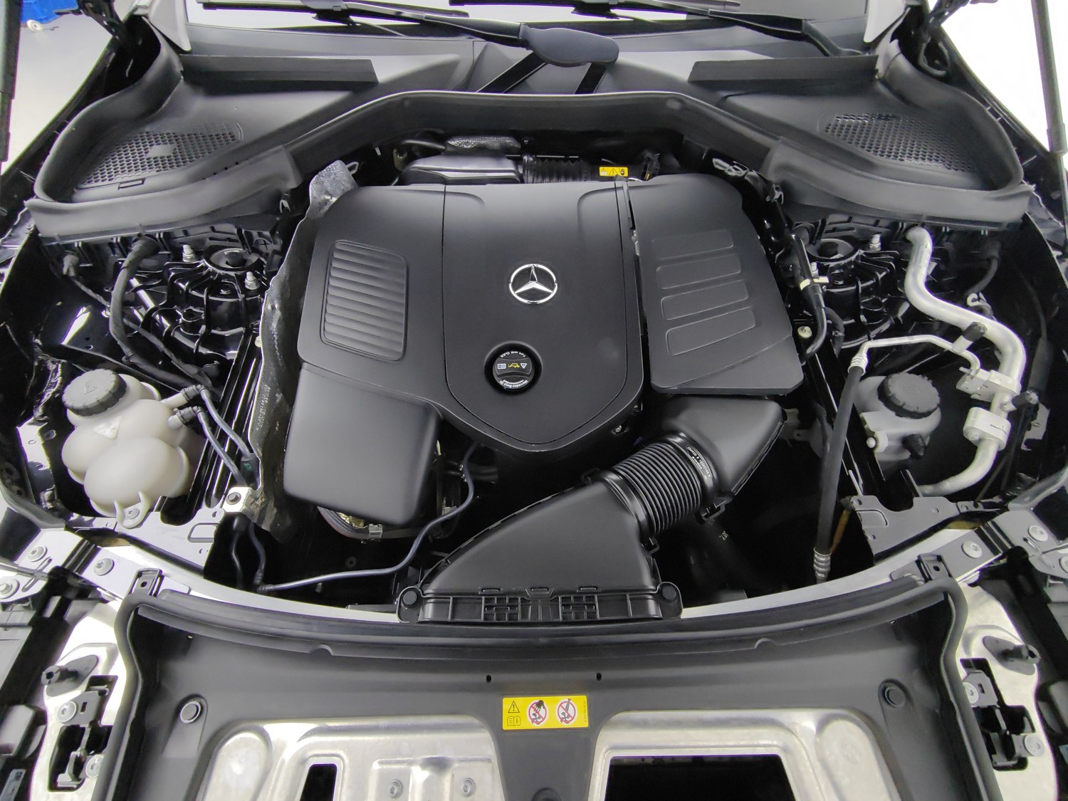 Used Mercedes-Benz GLC 2023 2.0 AT