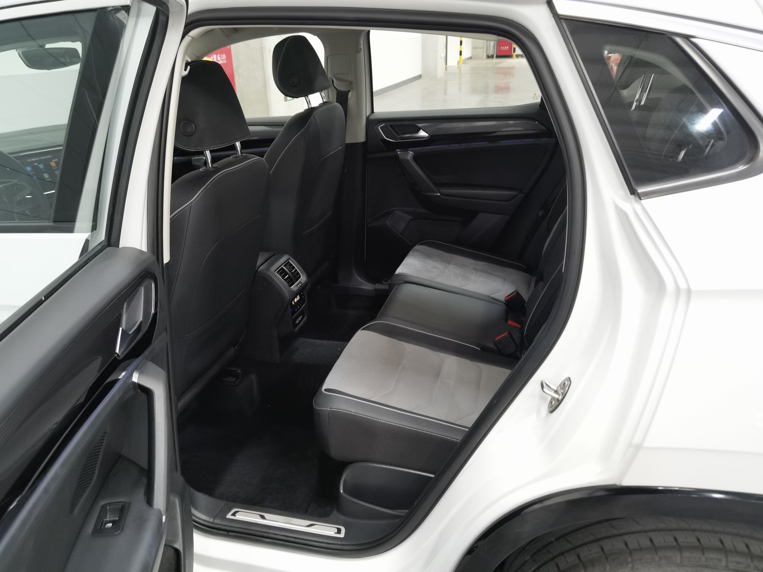 Used Volkswagen Tayron X 2020 2.0 AT