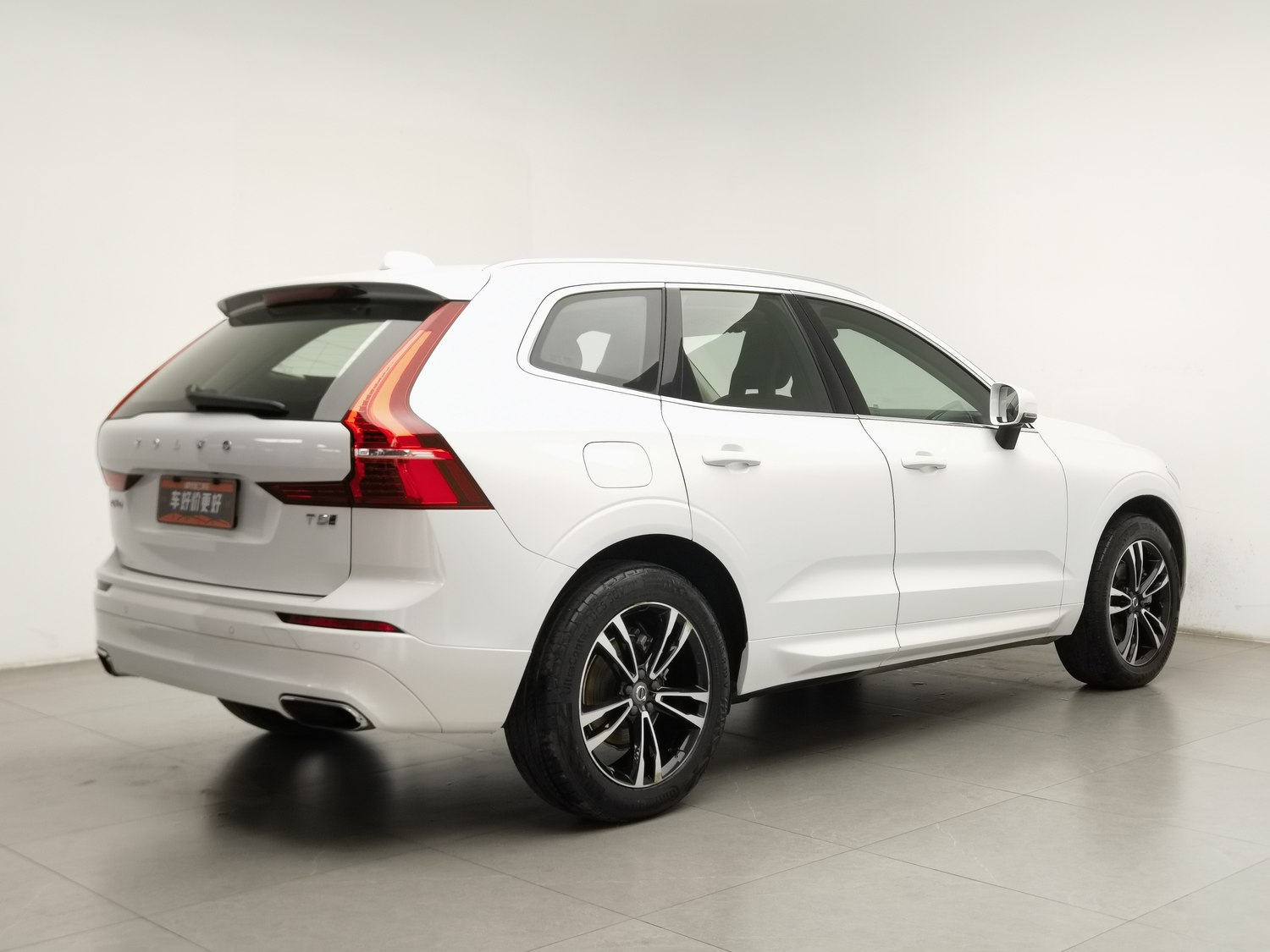 Used Volvo XC60 2018 2.0 AT