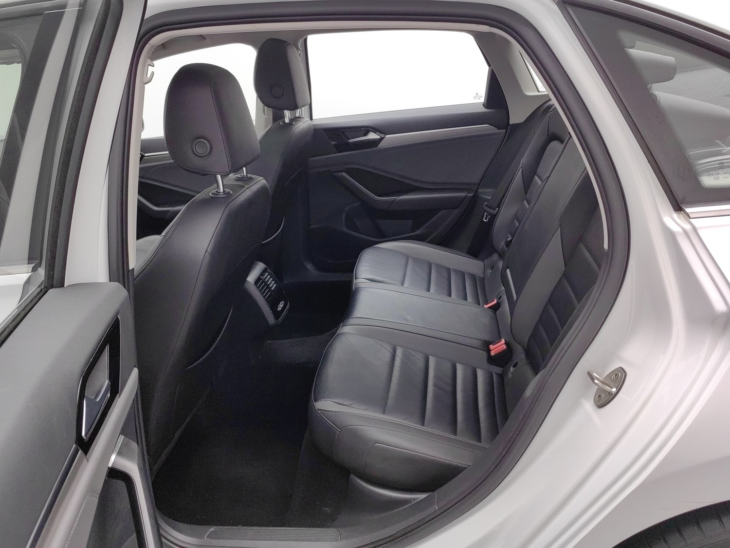 Used Volkswagen Sagitar 2020 1.2 AT