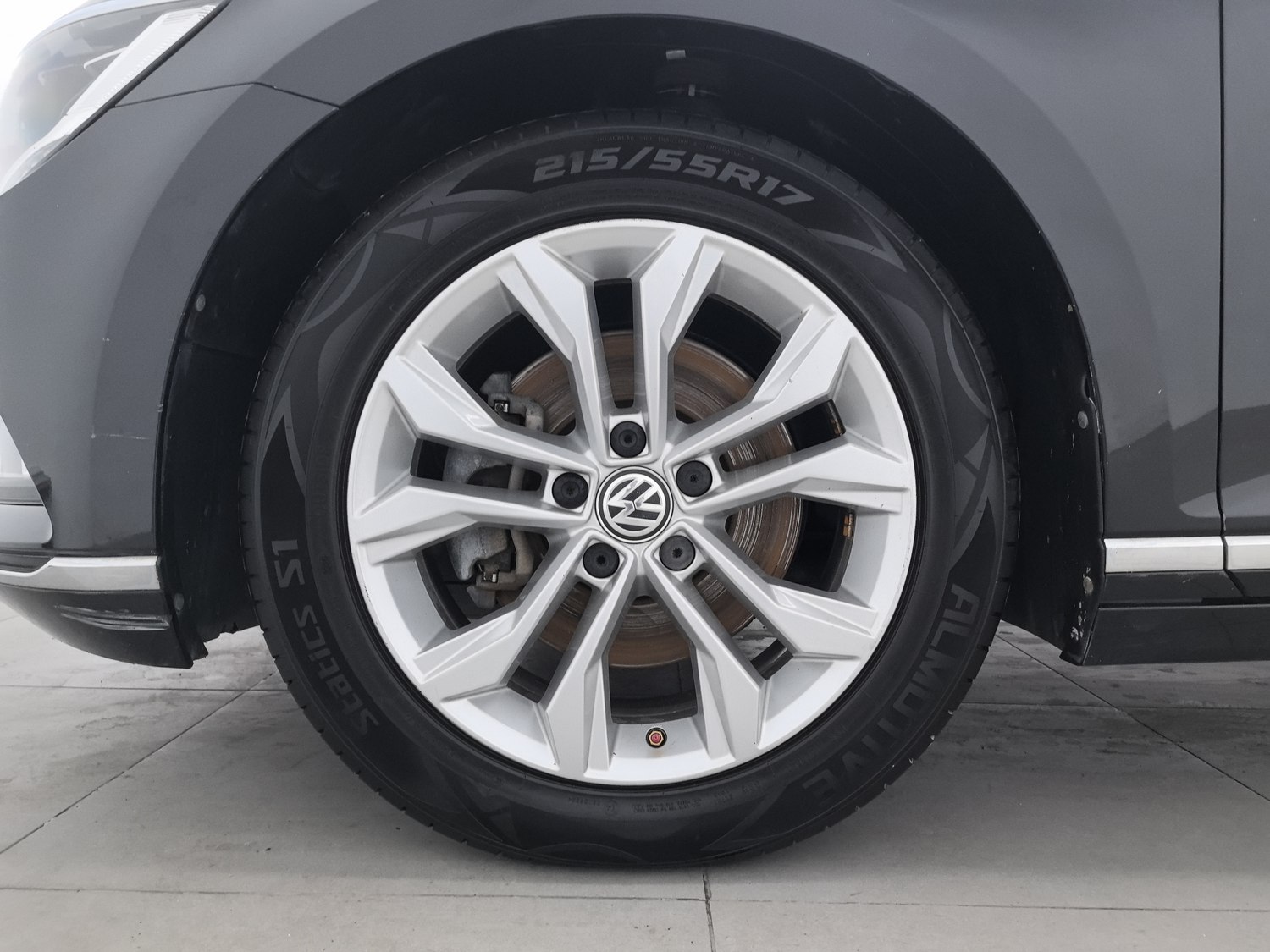 Used Volkswagen Magotan 2019 2.0 AT