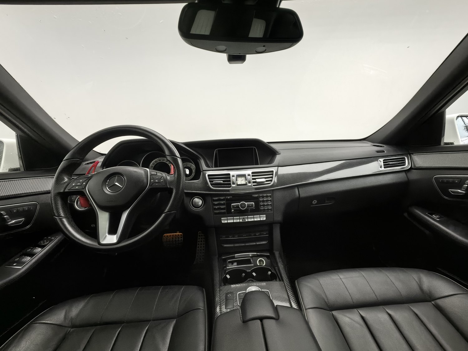 Used Mercedes-Benz E-Class 2015 3.0 AT