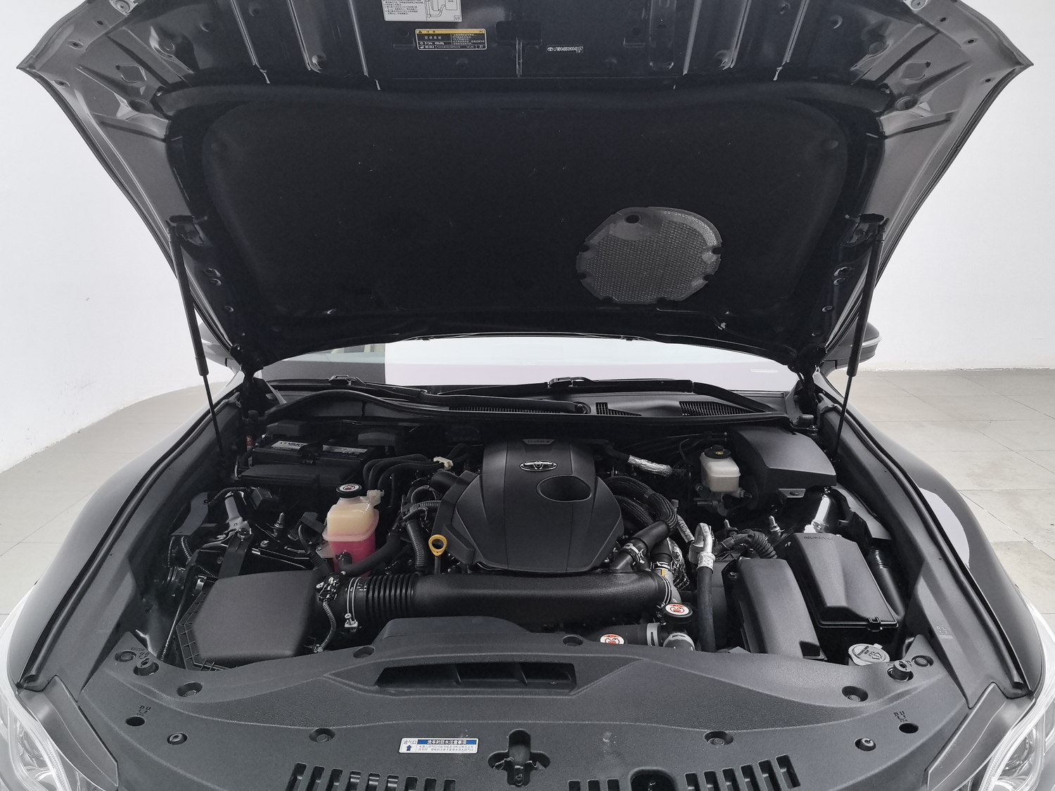 Used Toyota Crown 2015 2.0 AT