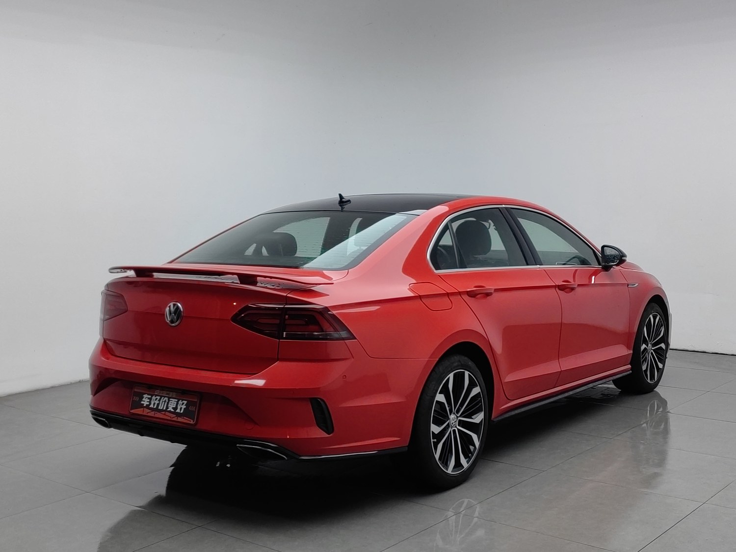 Used Volkswagen Lamando 2017 2.0 AT
