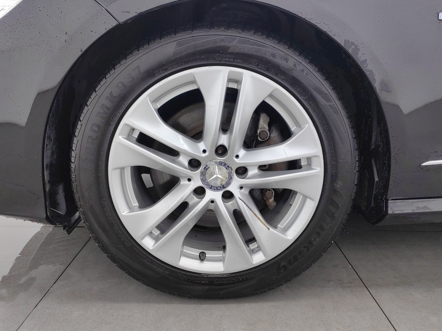 Used Mercedes-Benz E-Class 2011 1.8 AT
