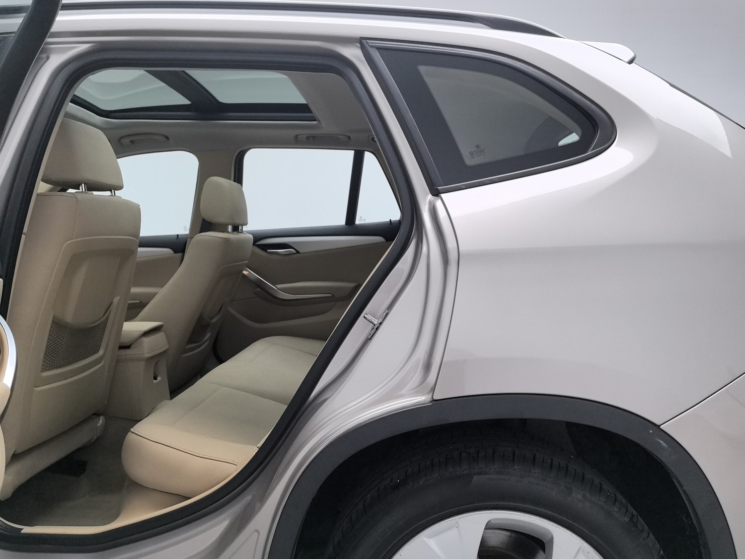 Used BMW X1 2012 2.0 AT