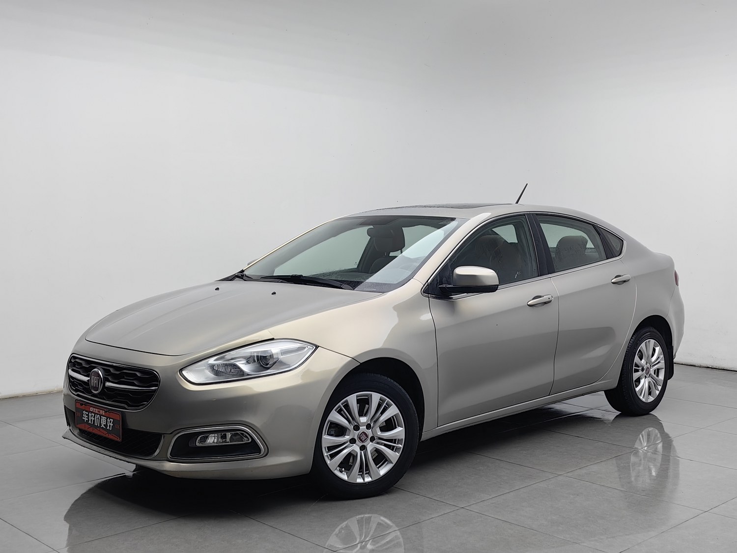 Used Fiat Viaggio 2015 1.4 AT