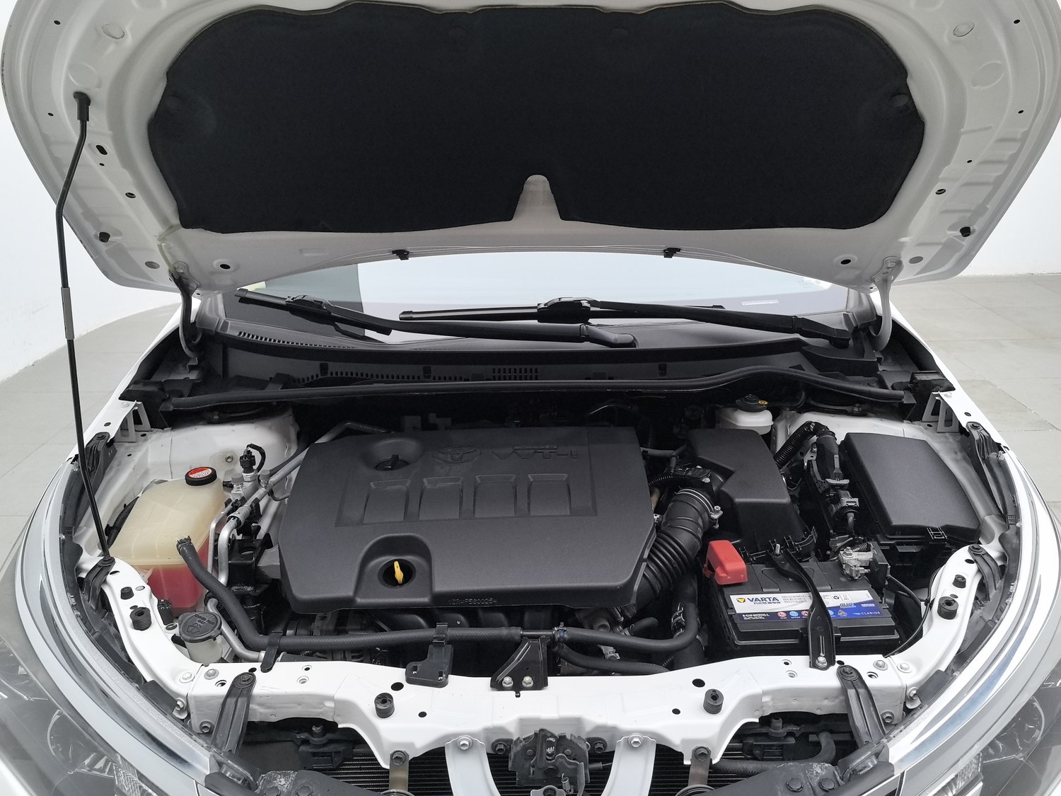 Used Toyota Corolla 2014 1.6 AT