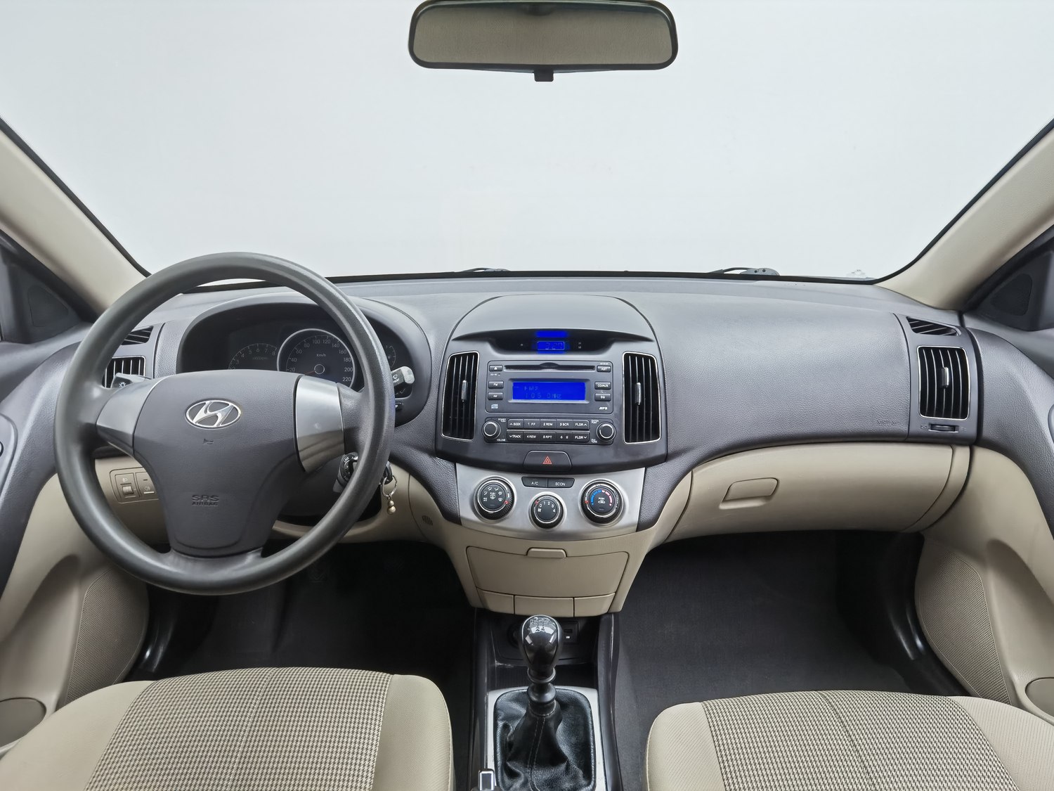 Used Hyundai Elantra Yuedong 2011 1.6 MT