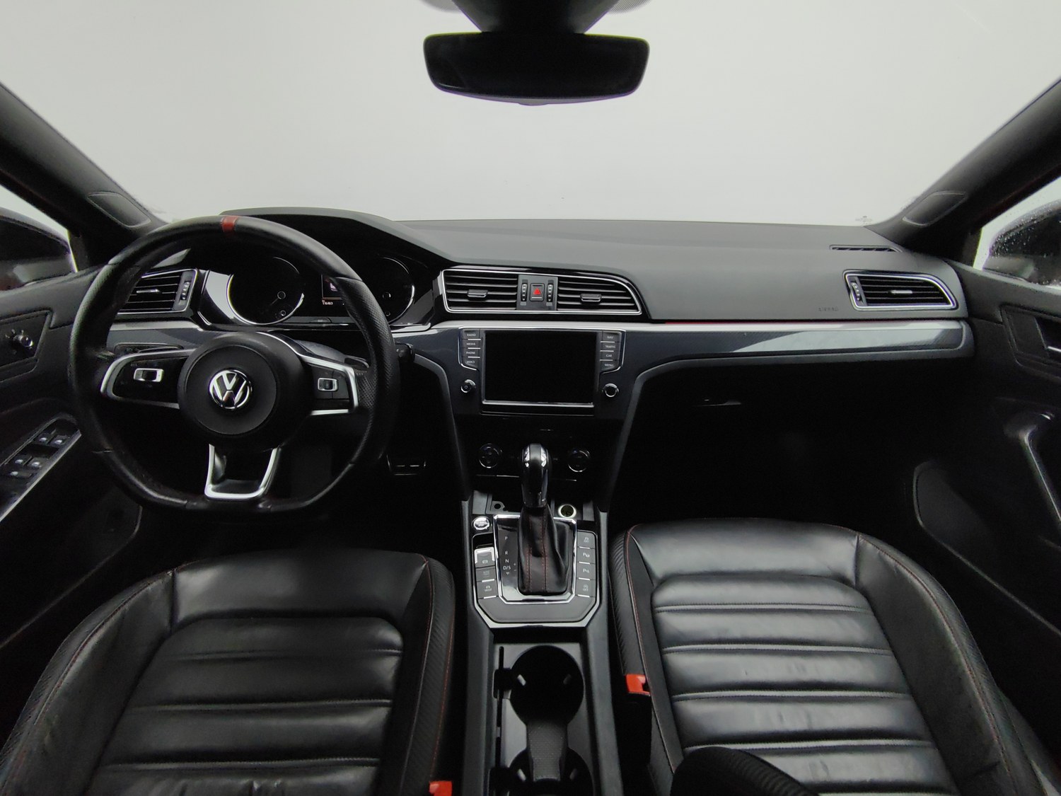 Used Volkswagen Lamando 2017 2.0 AT