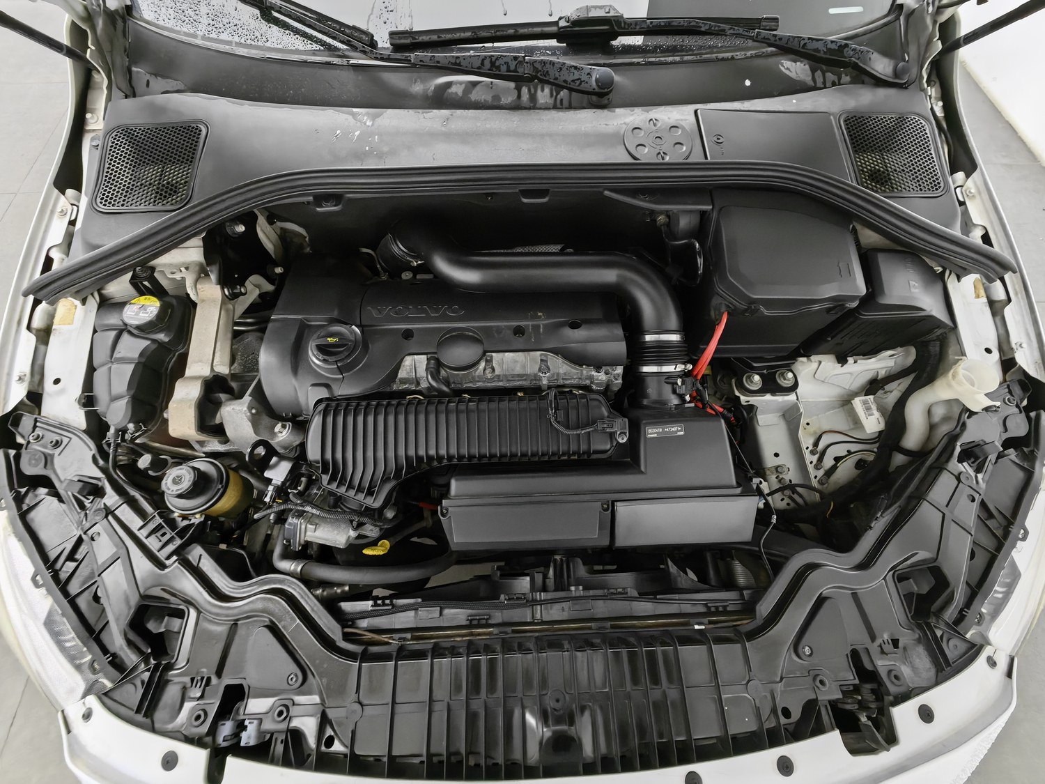 Used Volvo S60 2015 2.0 AT
