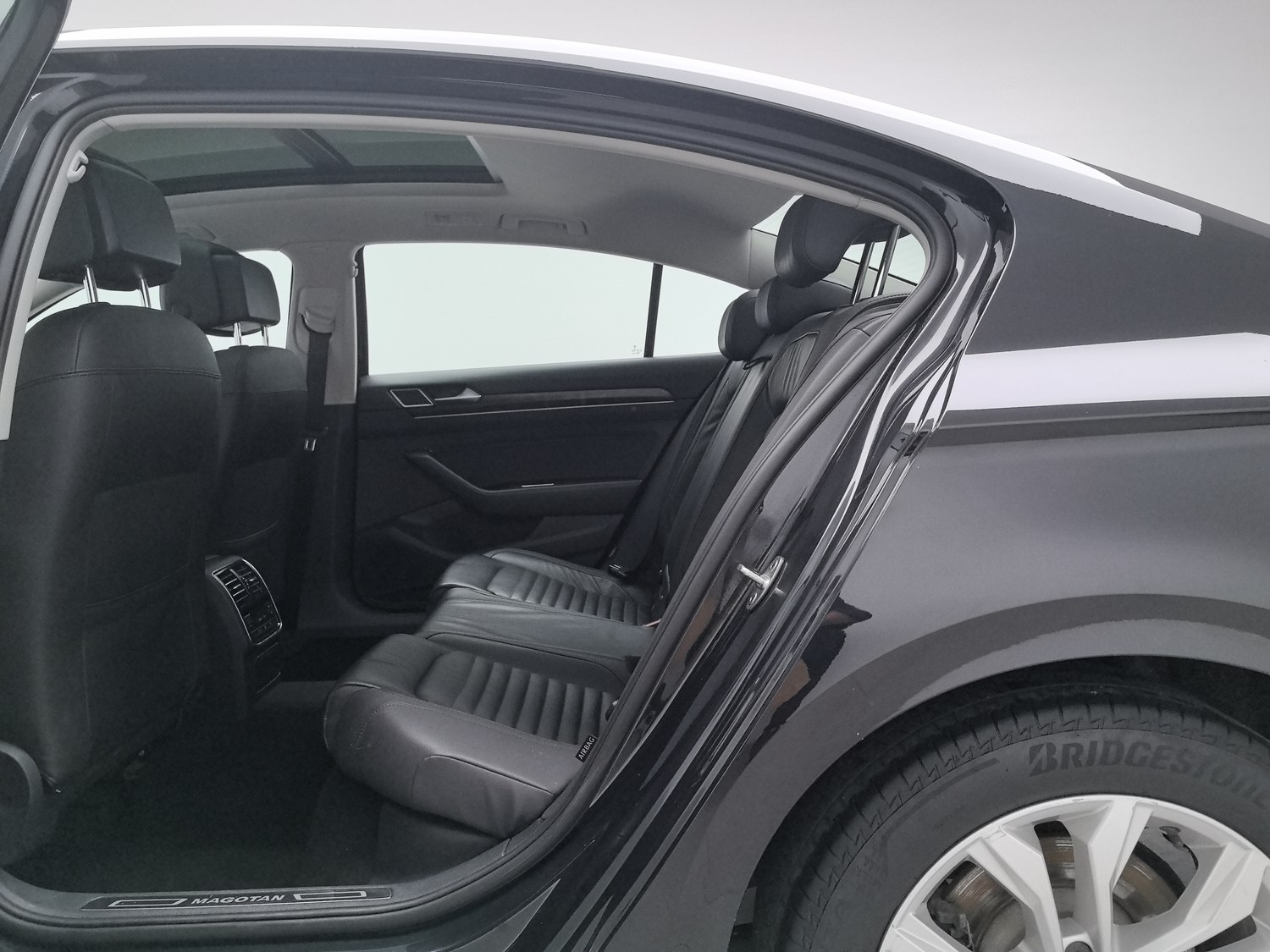 Used Volkswagen Magotan 2019 2.0 AT
