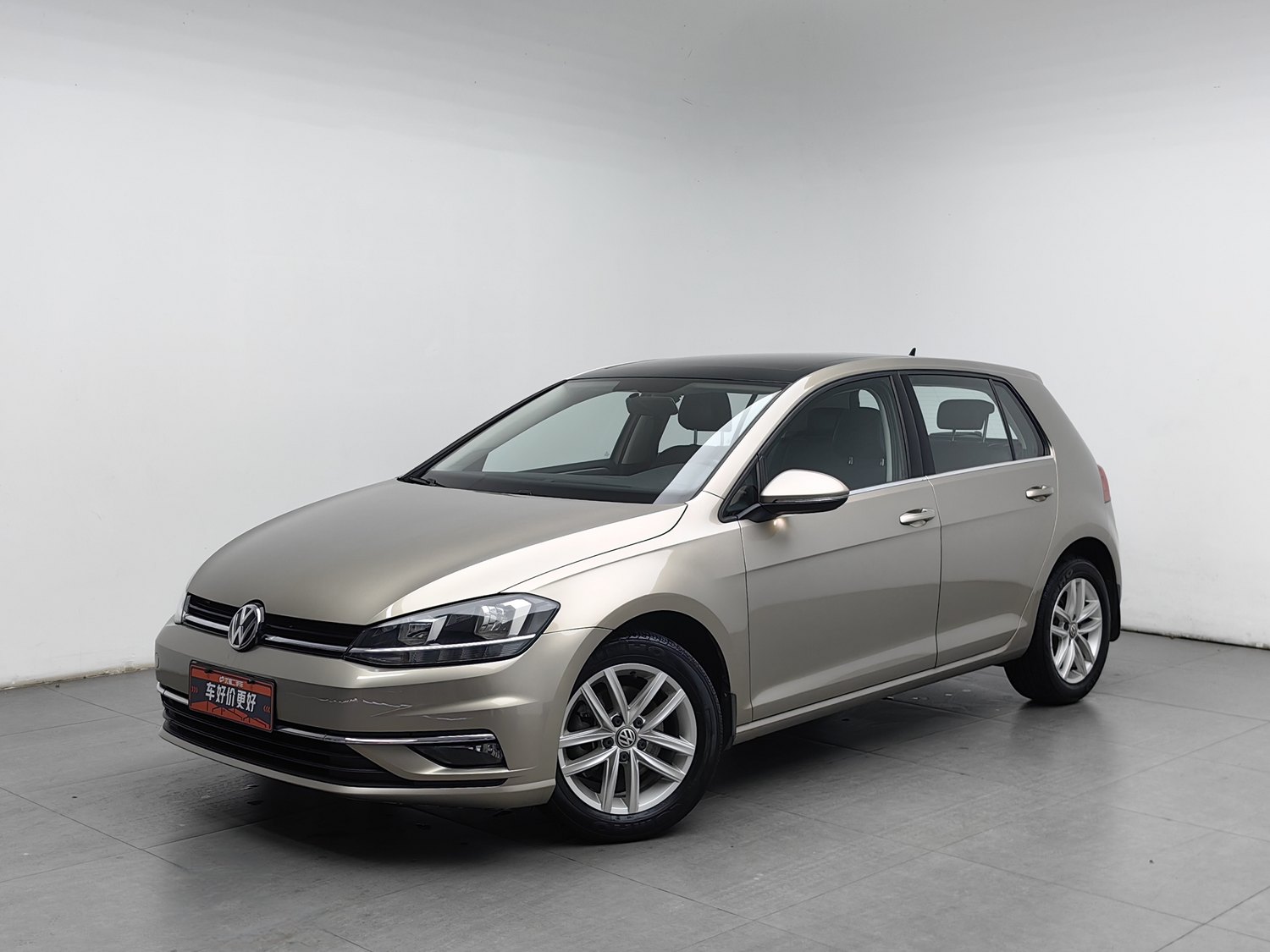 Used Volkswagen Golf 2019 1.6 AT