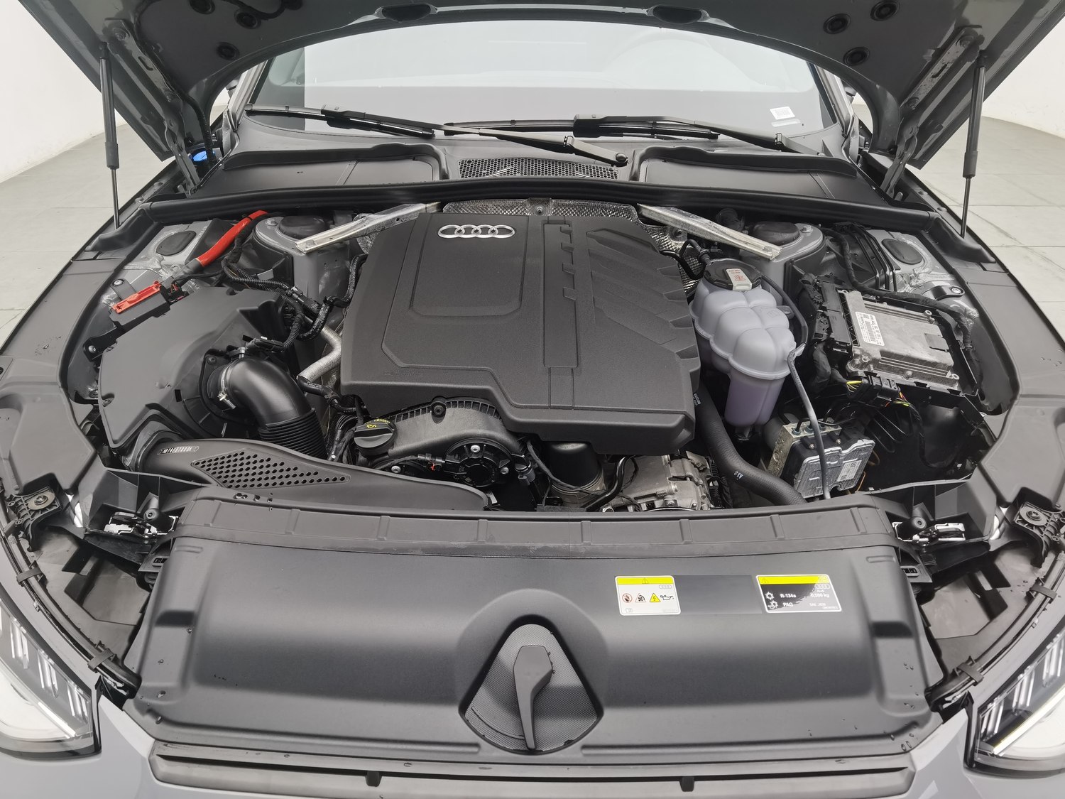 Used Audi A4L 2025 2.0 AT