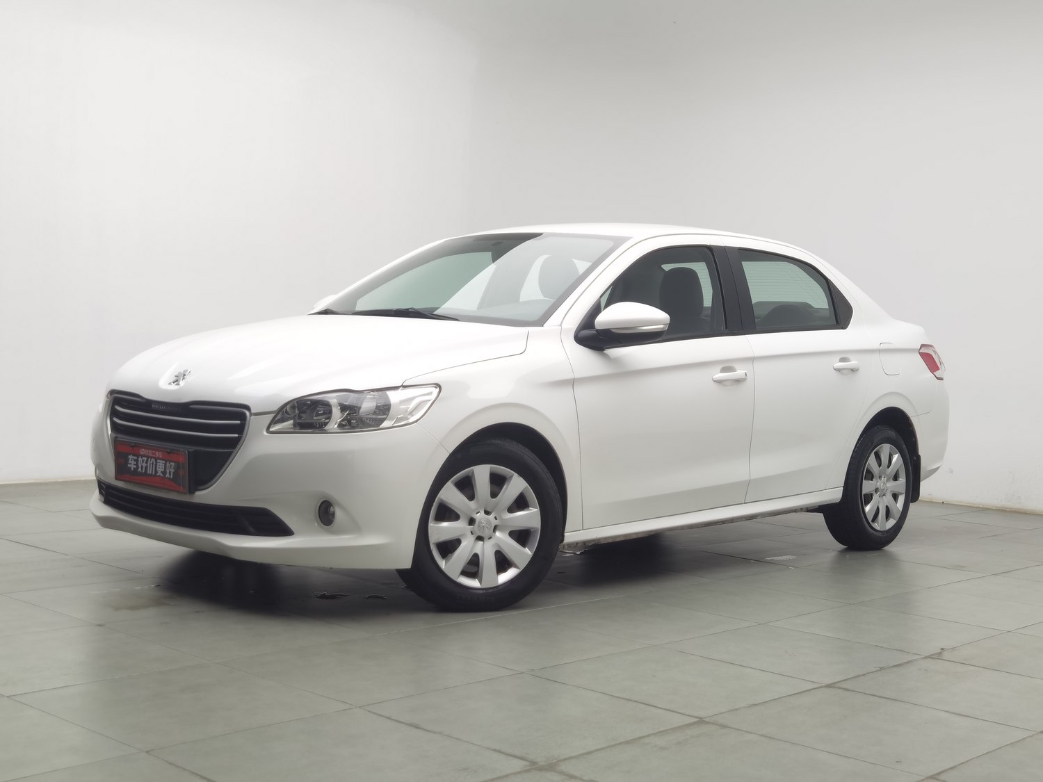 Used Peugeot 301 2016 1.6 AT