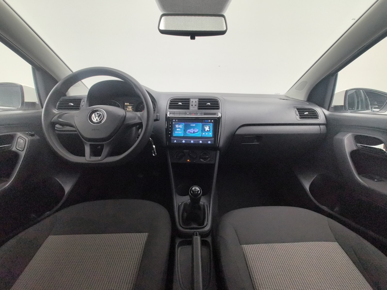Used Volkswagen Polo 2018 1.5 MT