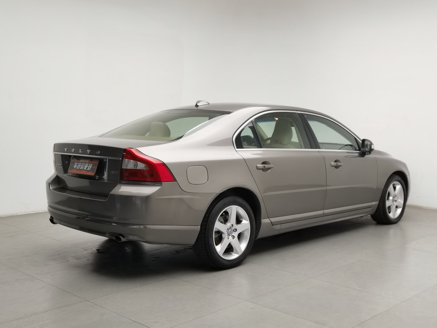 Used Volvo S80L 2011 2.0 AT