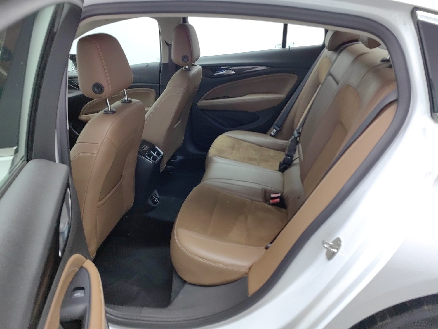 Used Buick Regal 2017 2.0 AT