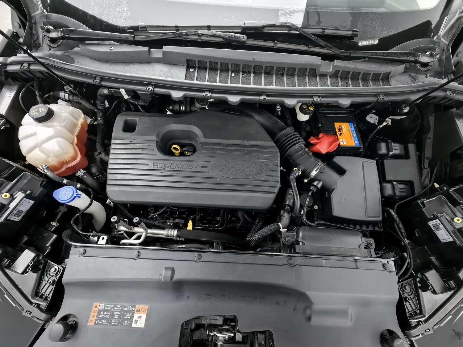Used Ford Edge 2021 2.0 AT