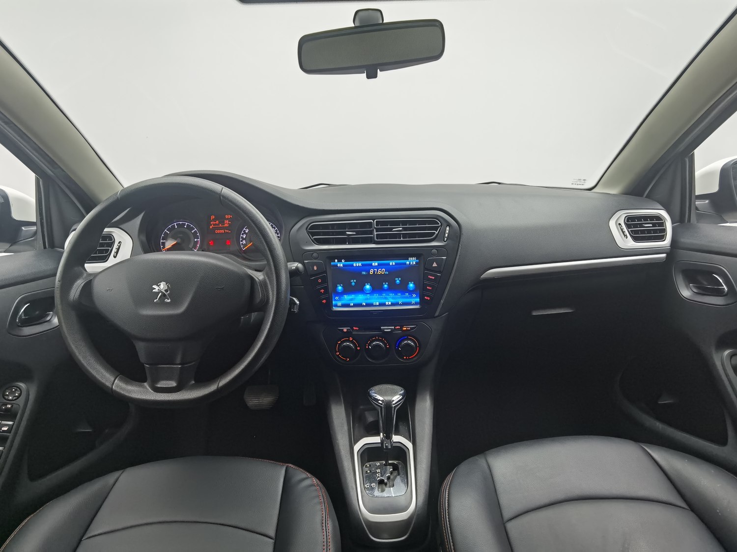 Used Peugeot 301 2016 1.6 AT