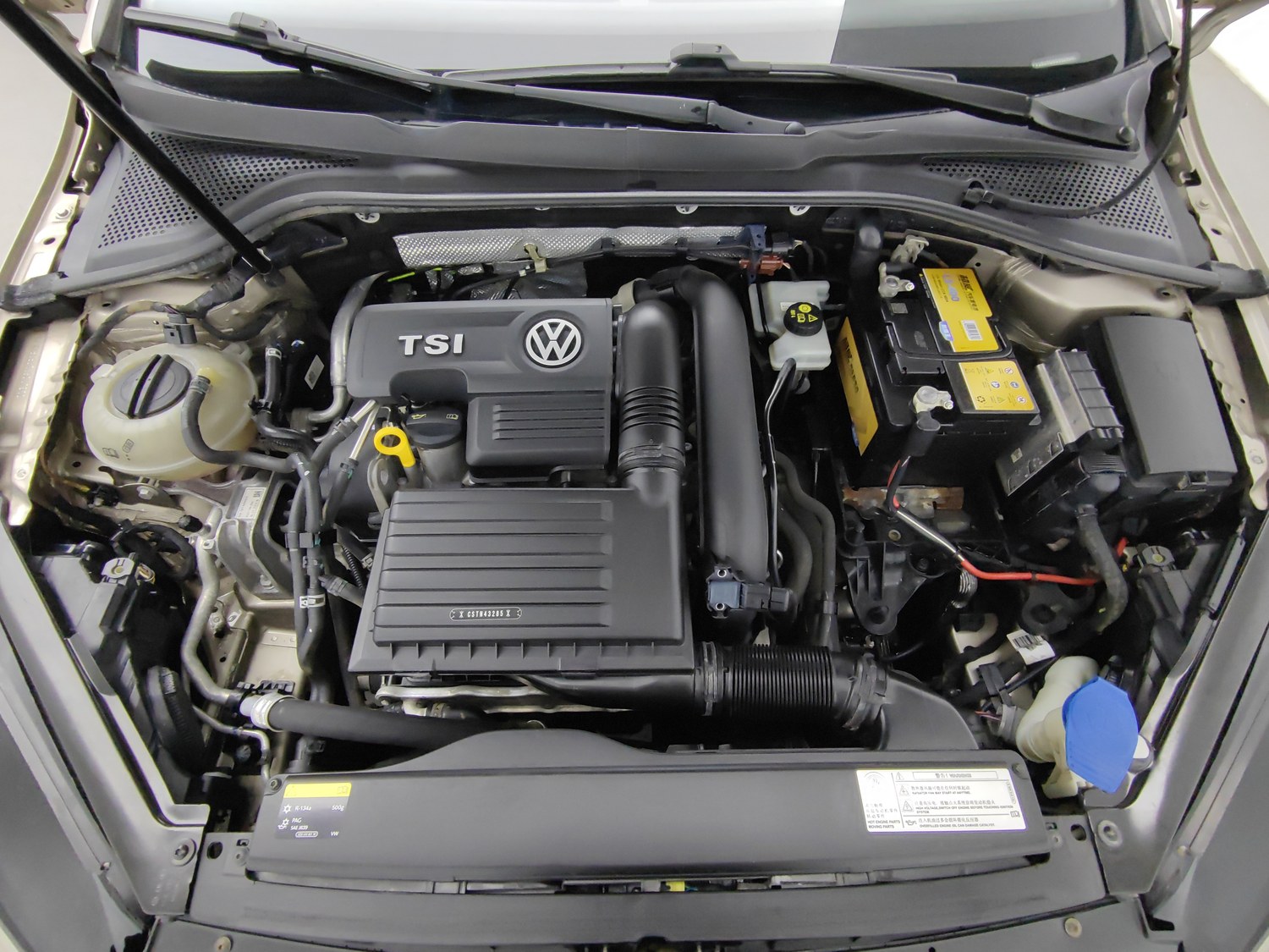 Used Volkswagen Golf 2016 1.4 AT
